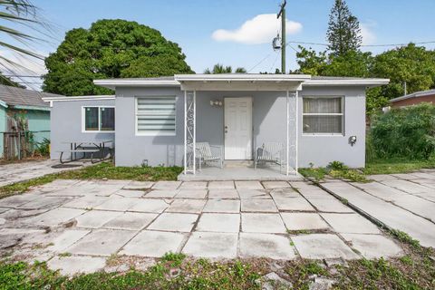 621 50th Street West Palm Beach FL 33407