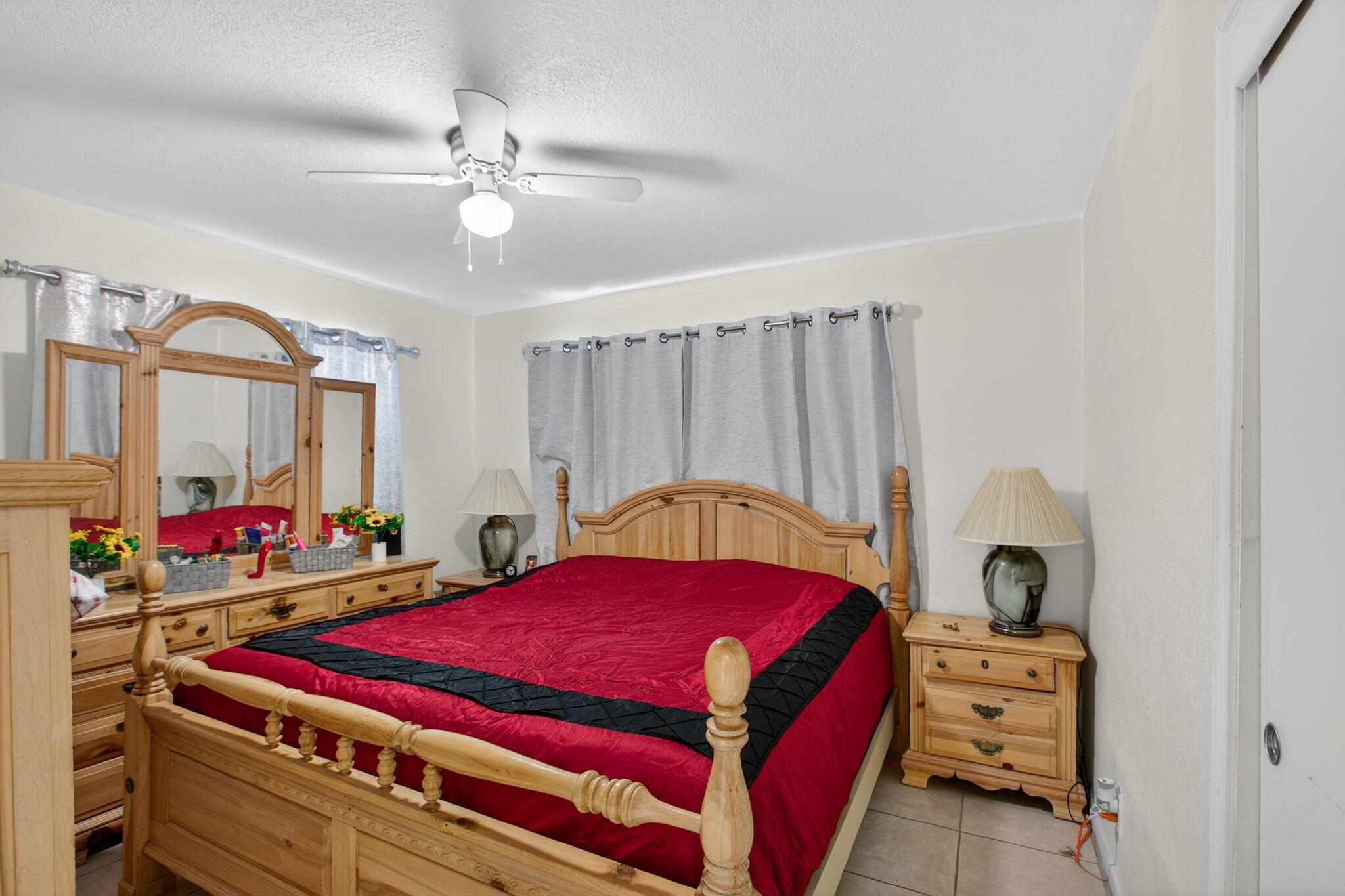 NORTH PALM BCH 4 - Residential