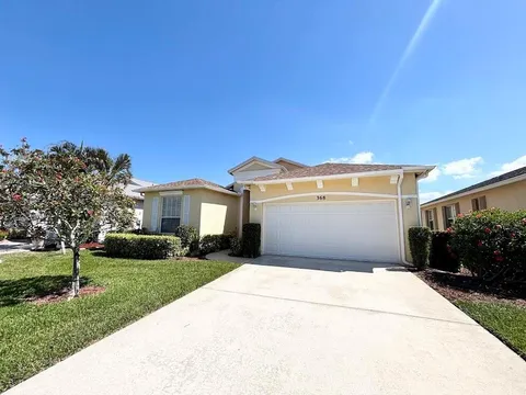 368 SW North Shore Boulevard, Port St Lucie, FL MLS: R11083737