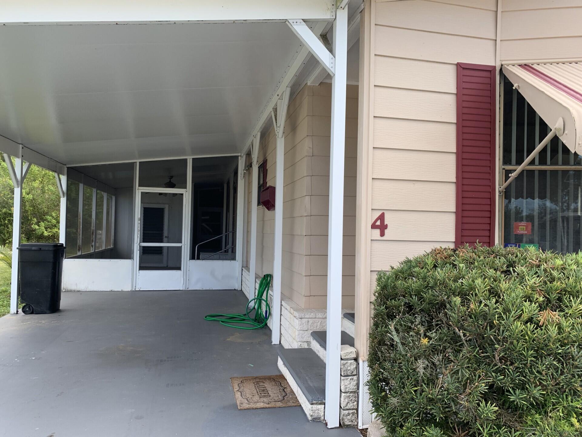 Spanish Lakes Country Clu - Residential