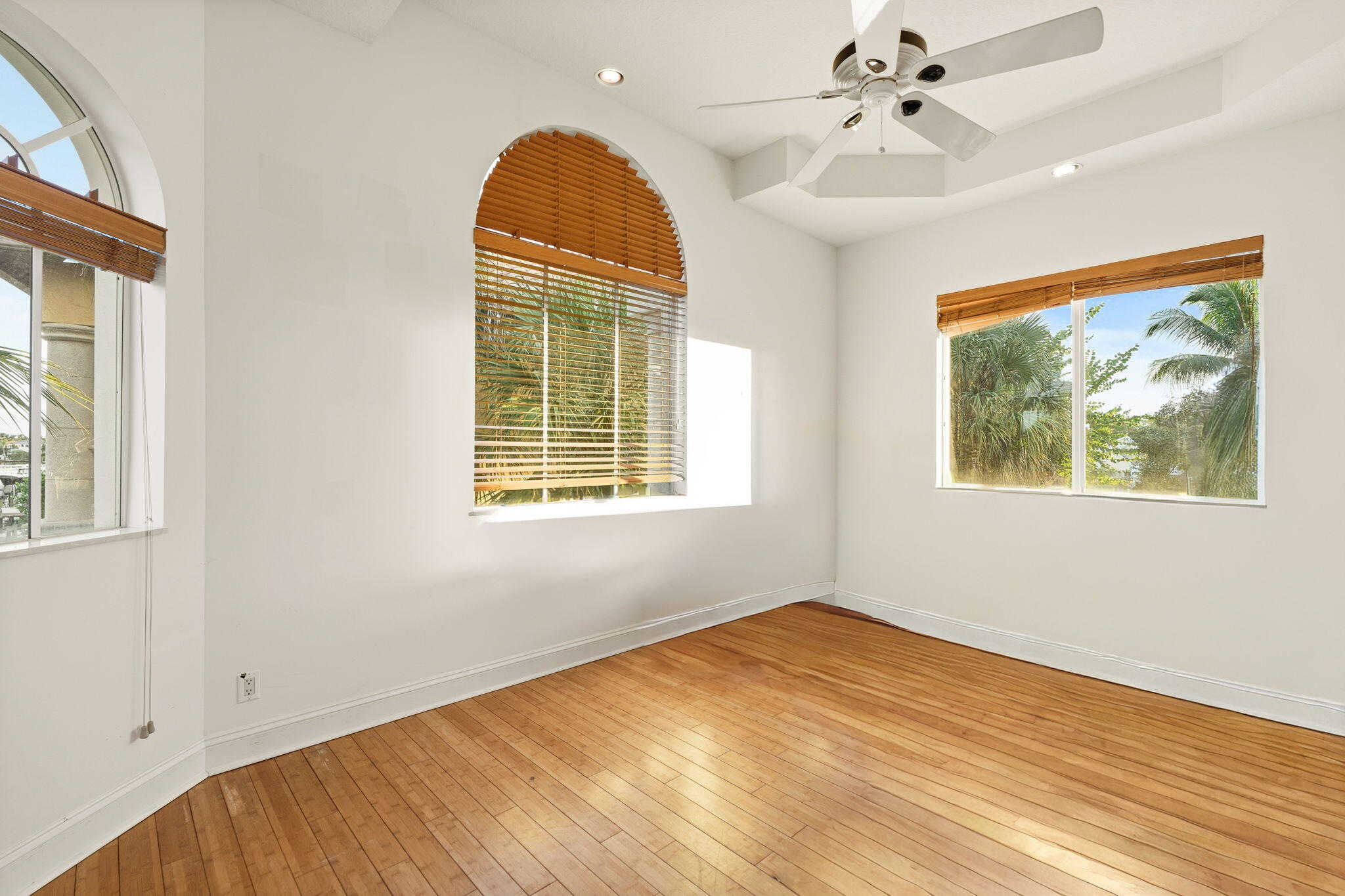 Islands of Jupiter - Residential