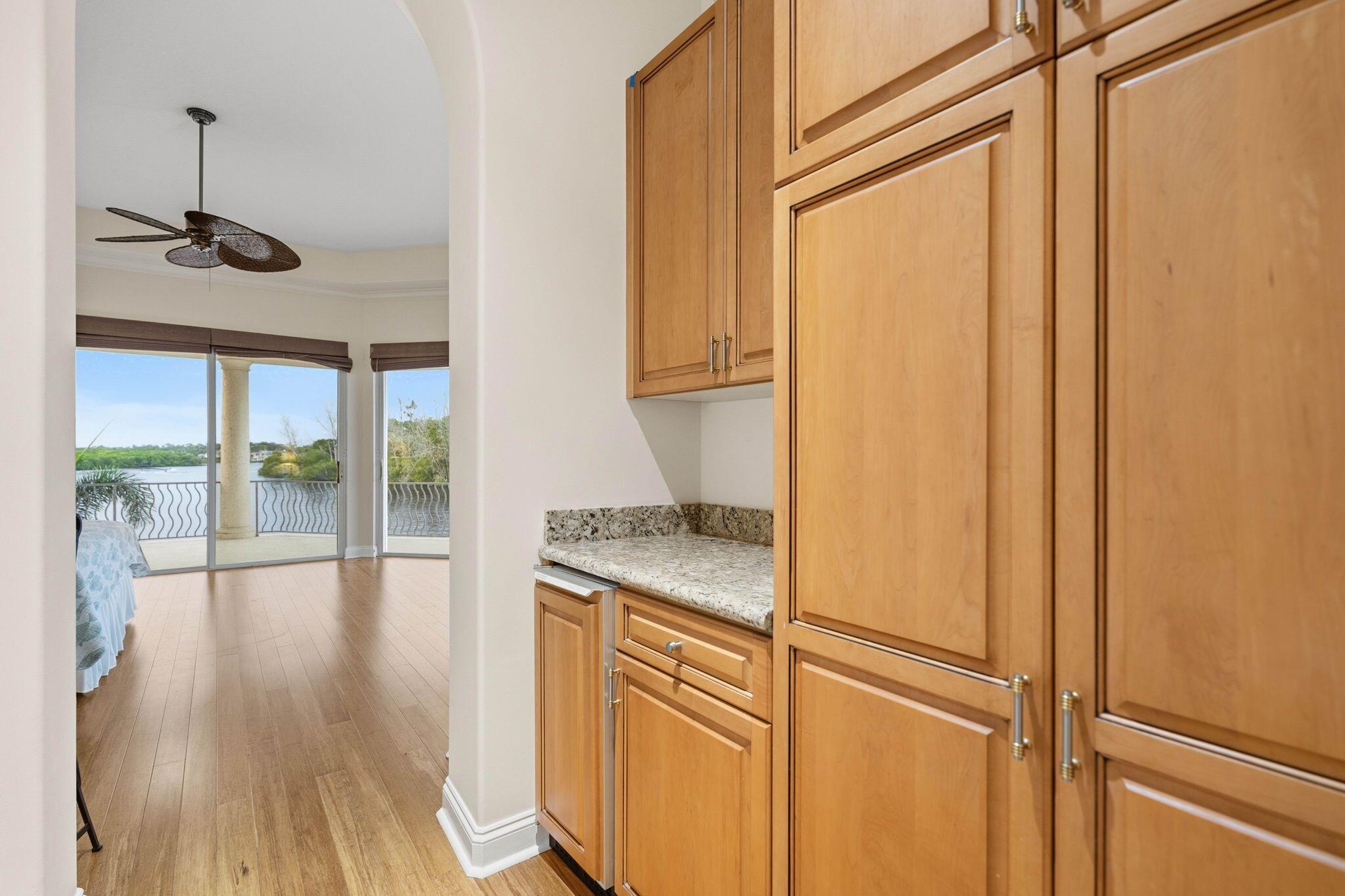 Islands of Jupiter - Residential