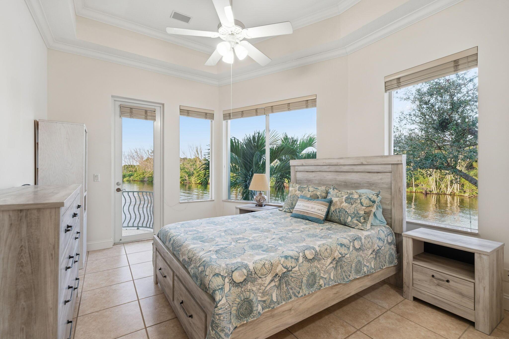 Islands of Jupiter - Residential