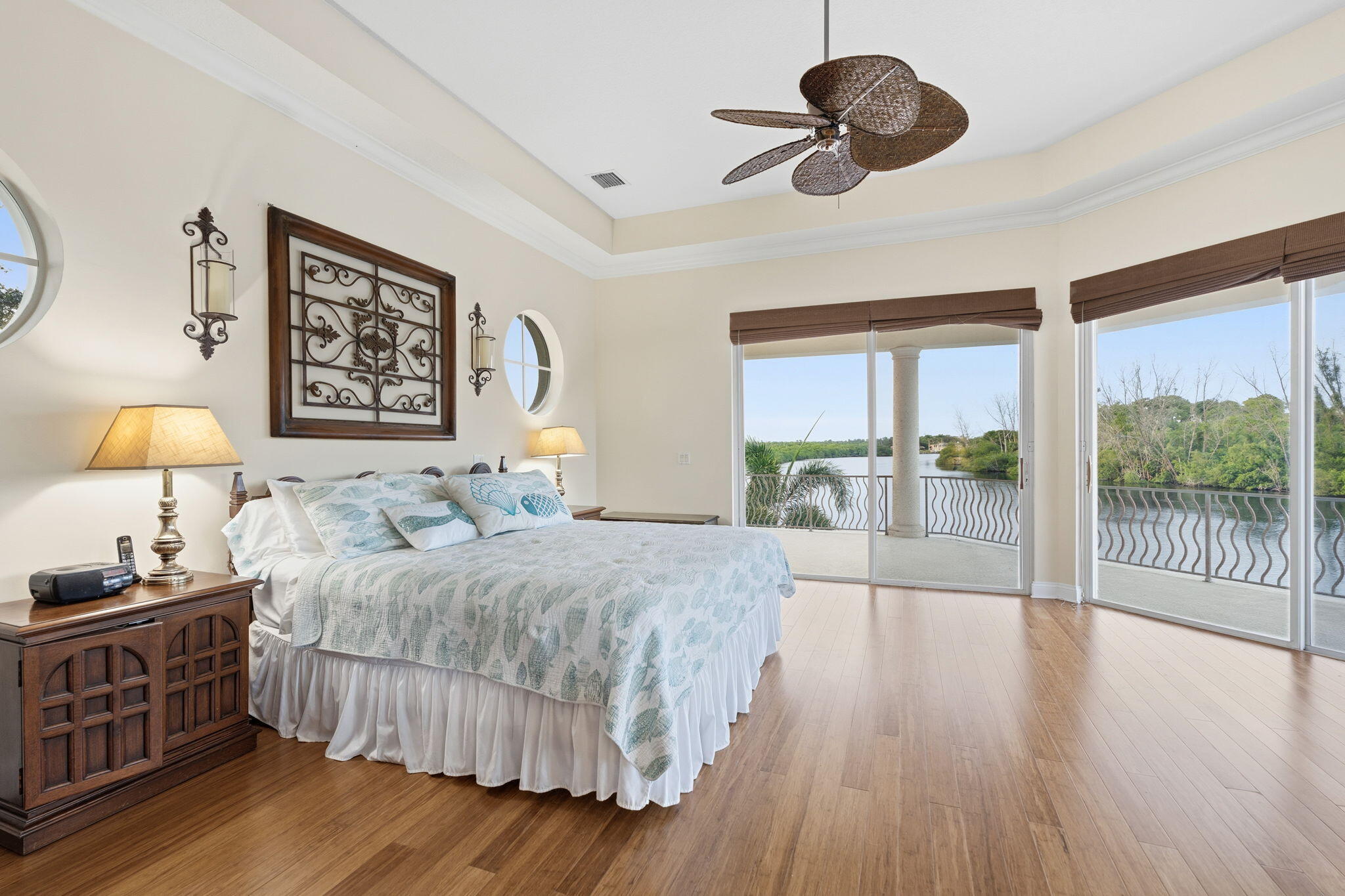 Islands of Jupiter - Residential