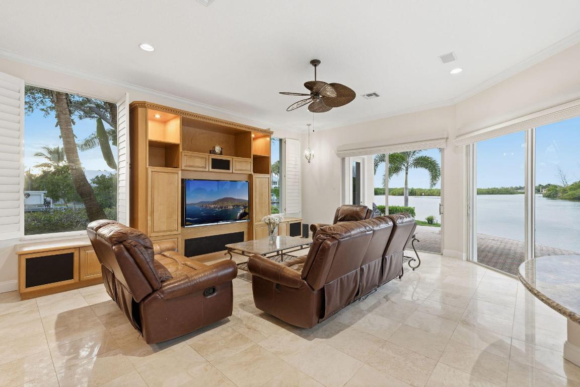 Islands of Jupiter - Residential