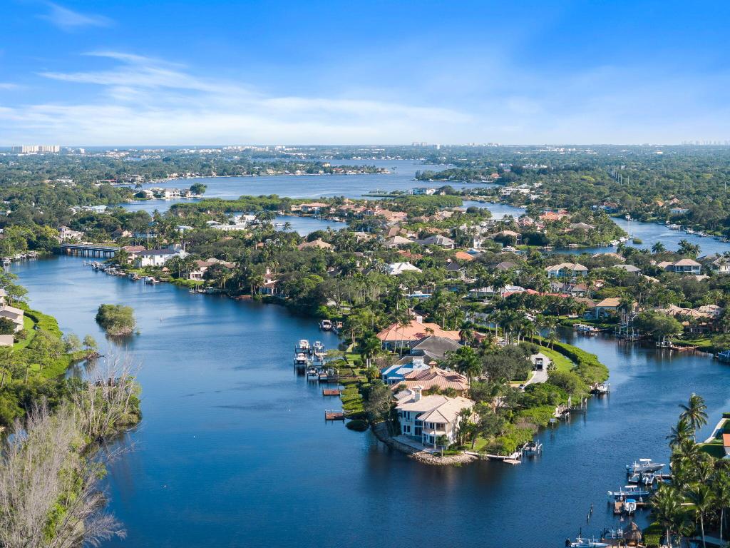 Islands of Jupiter - Residential