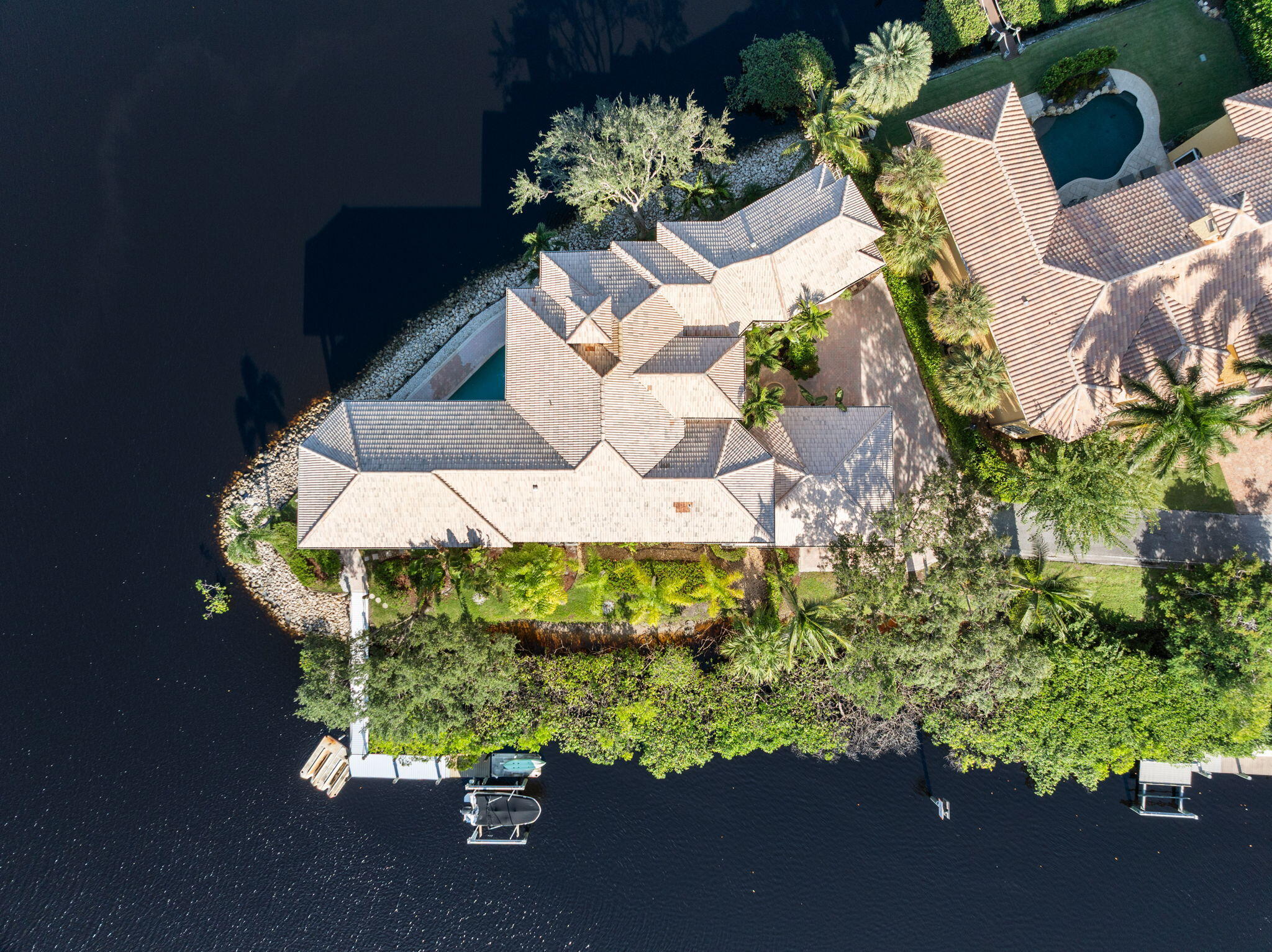 Islands of Jupiter - Residential