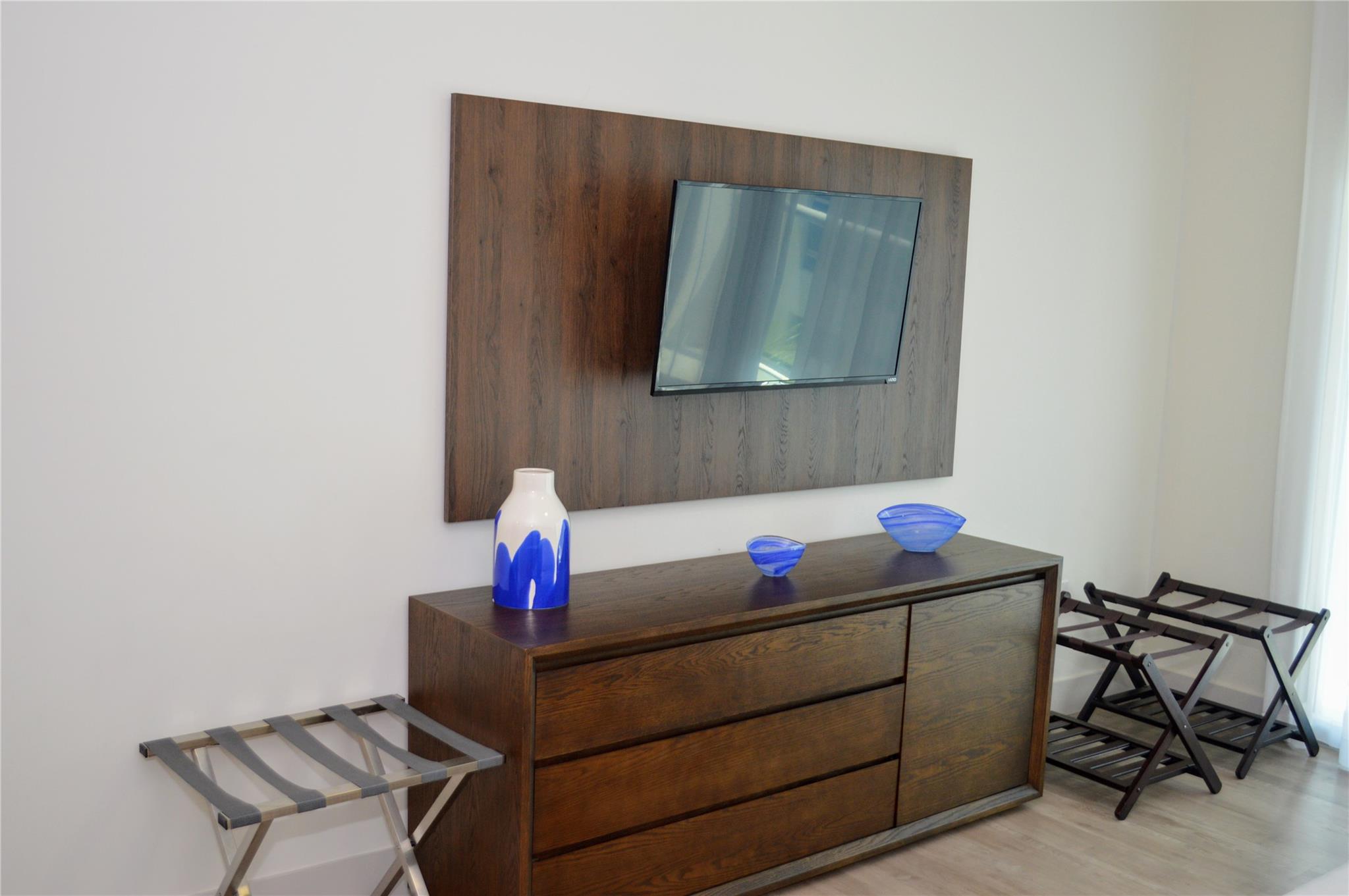 Costa Hollywood - Residential