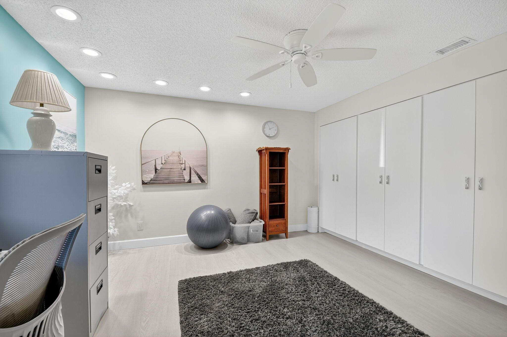 FOUNTAINS OF PALM BEACH C - Residential