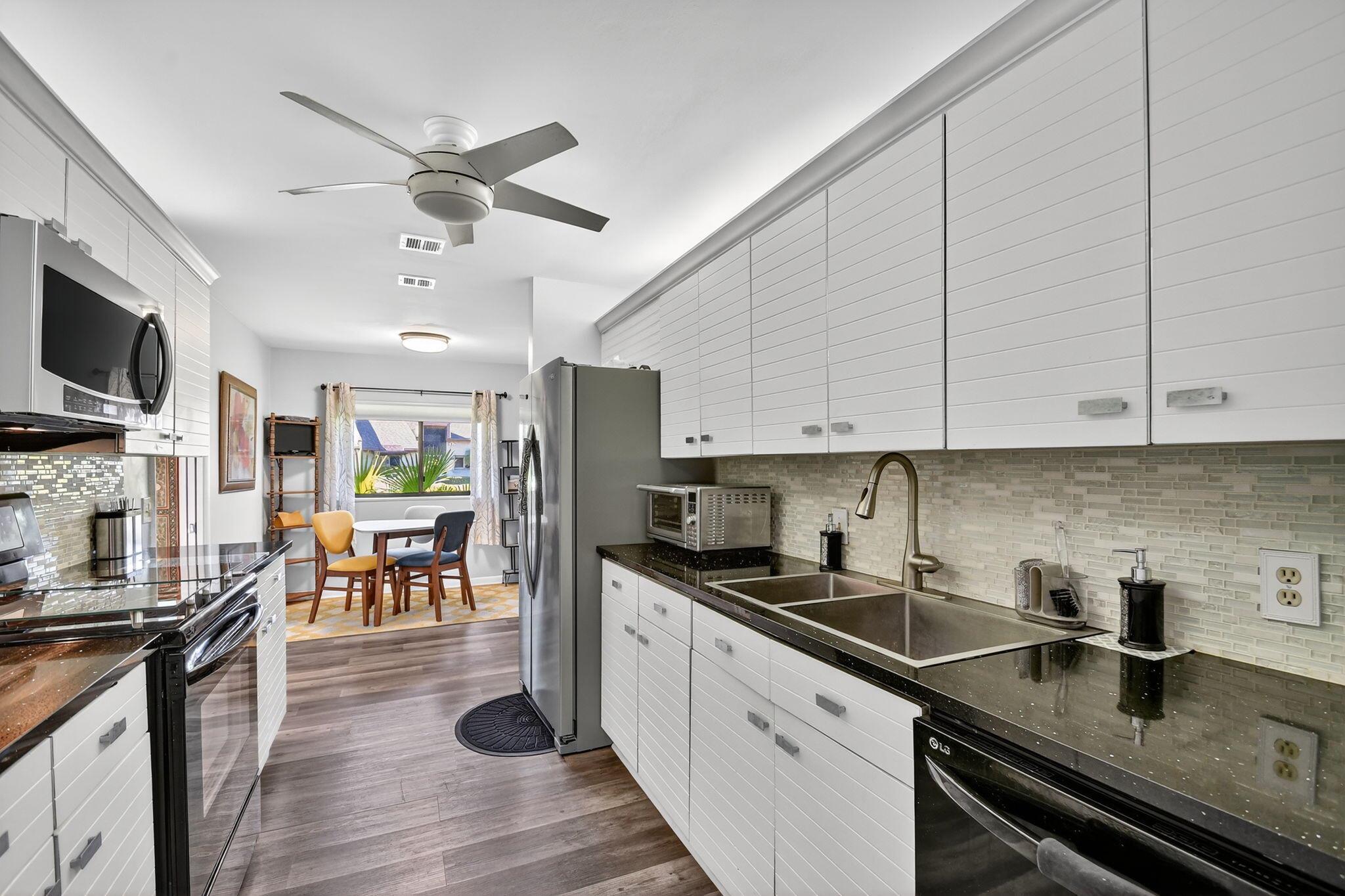 FOUNTAINS OF PALM BEACH C - Residential