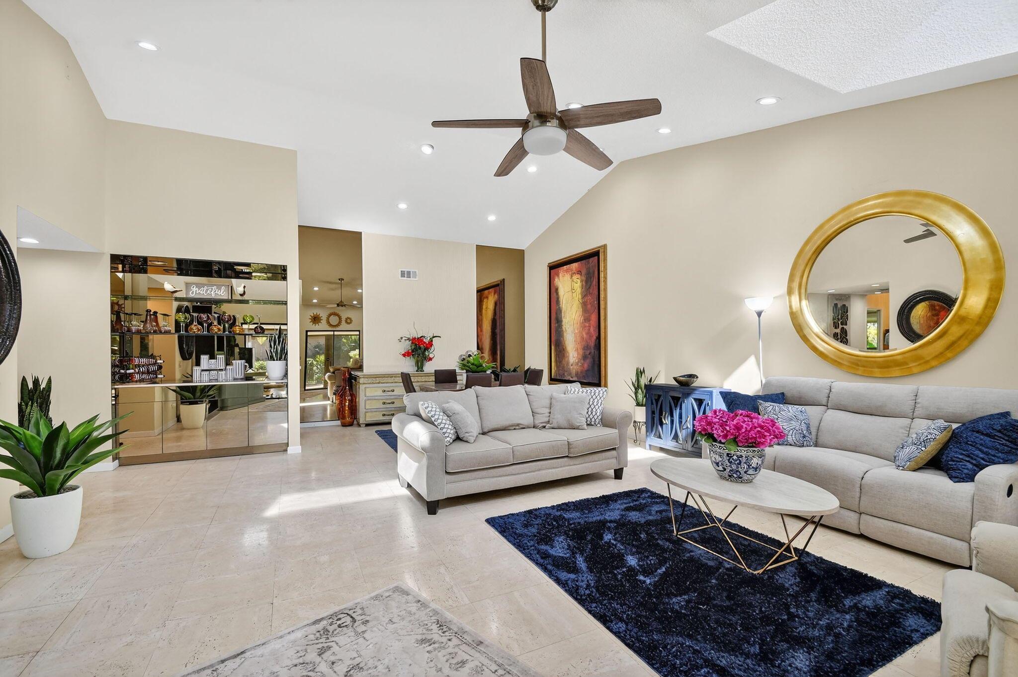 FOUNTAINS OF PALM BEACH C - Residential