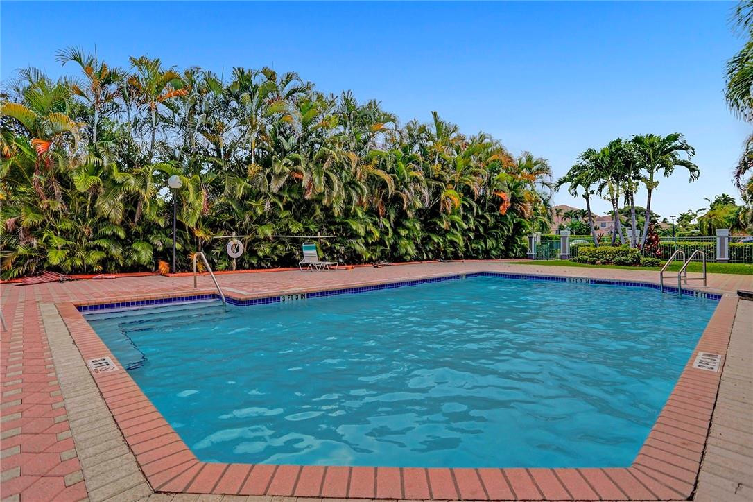 The Lakes At Pembroke 142 - Residential