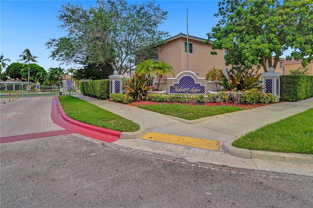 The Lakes At Pembroke 142 - Residential