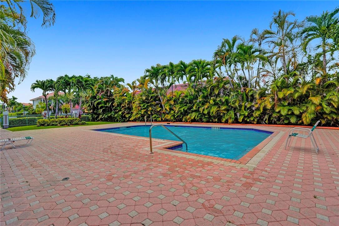 The Lakes At Pembroke 142 - Residential