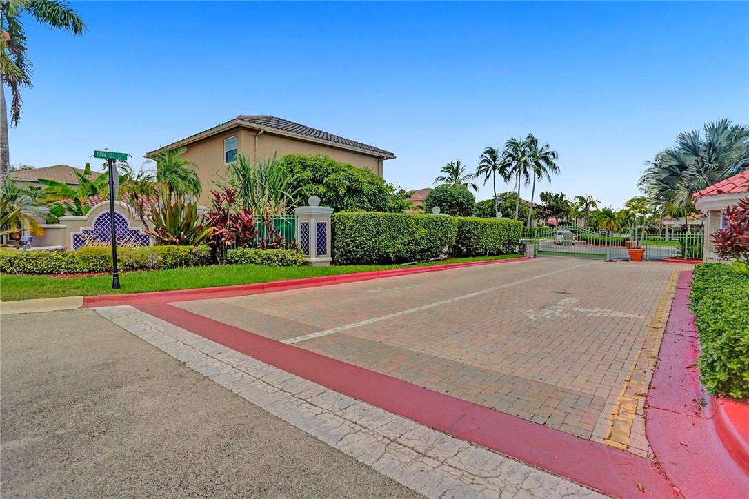 The Lakes At Pembroke 142 - Residential