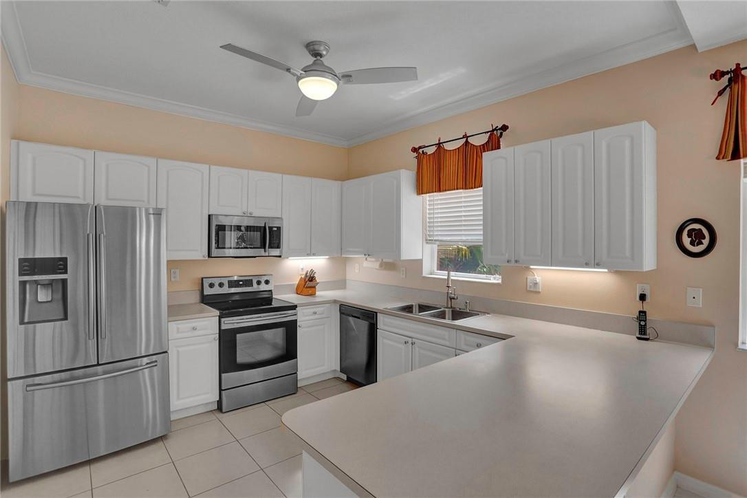 The Lakes At Pembroke 142 - Residential