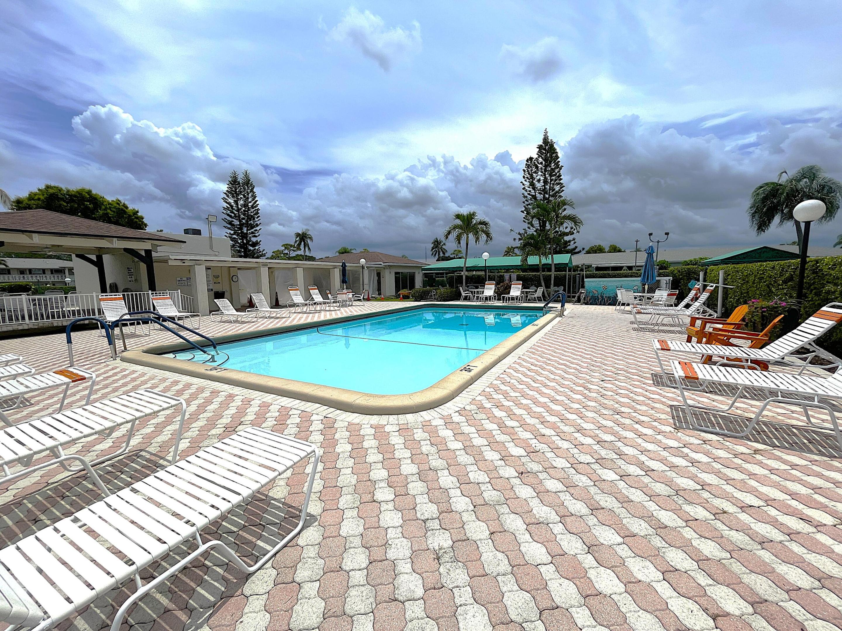 PINES OF DELRAY CONDO - Residential