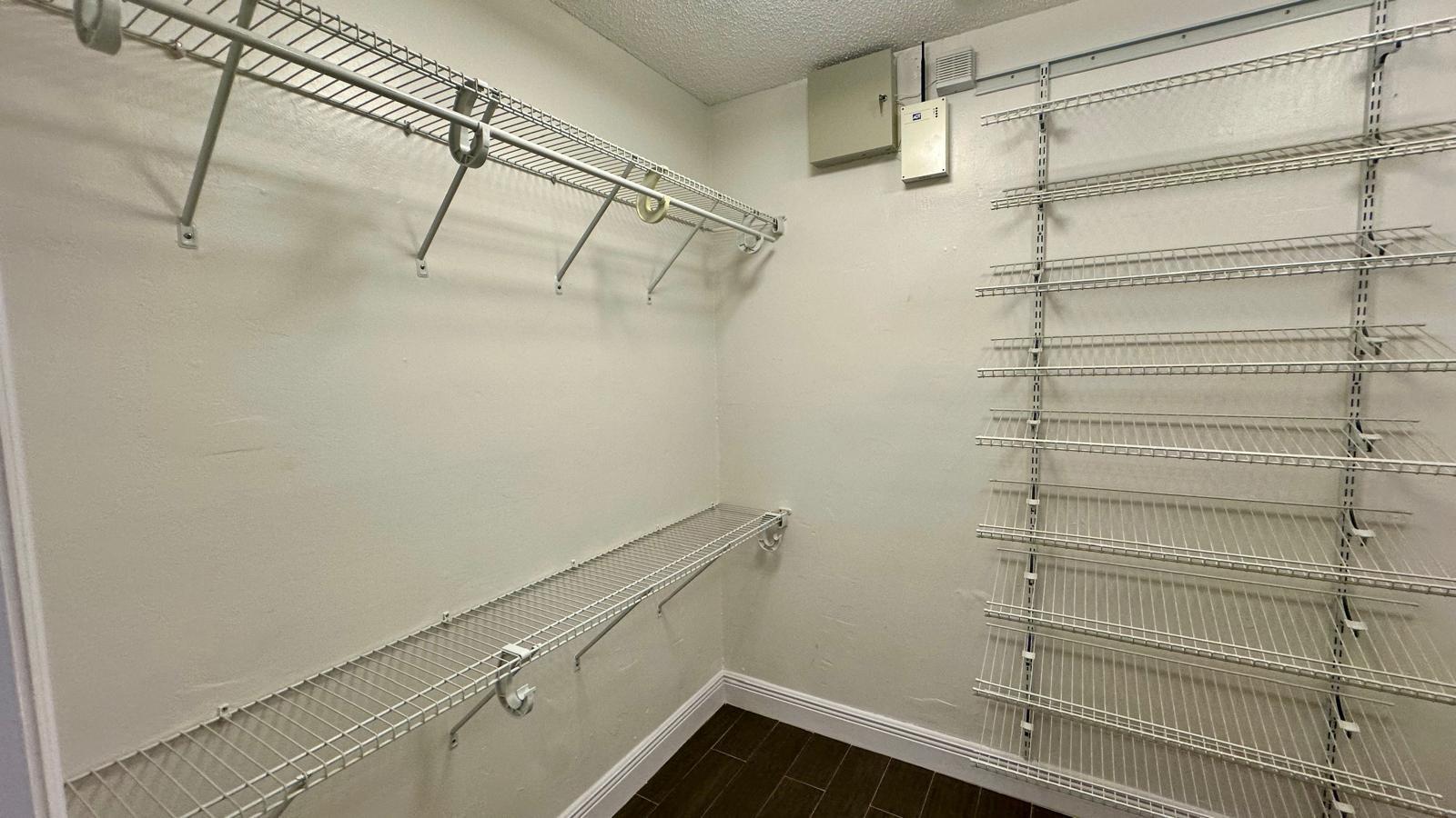 Shores Lindgren - Residential Lease