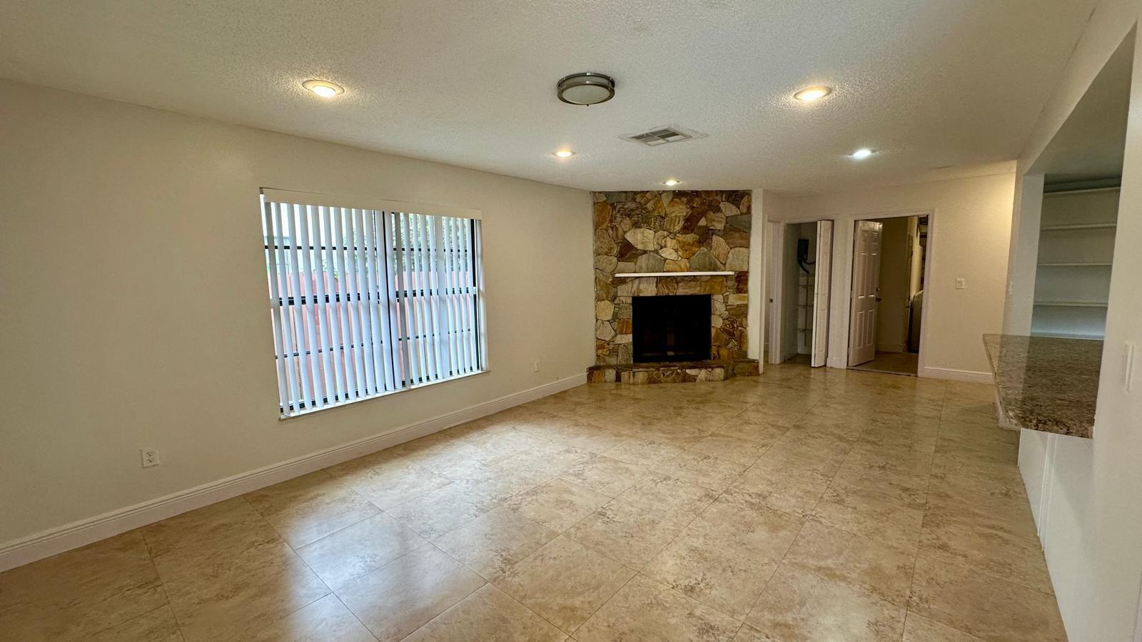 Shores Lindgren - Residential Lease