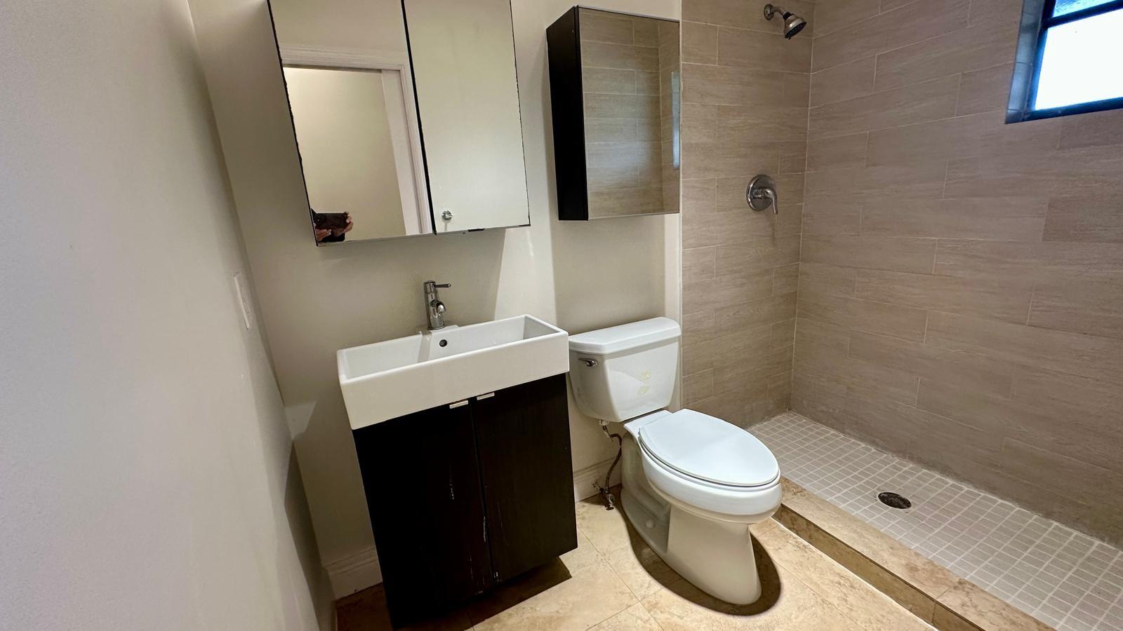 Shores Lindgren - Residential Lease