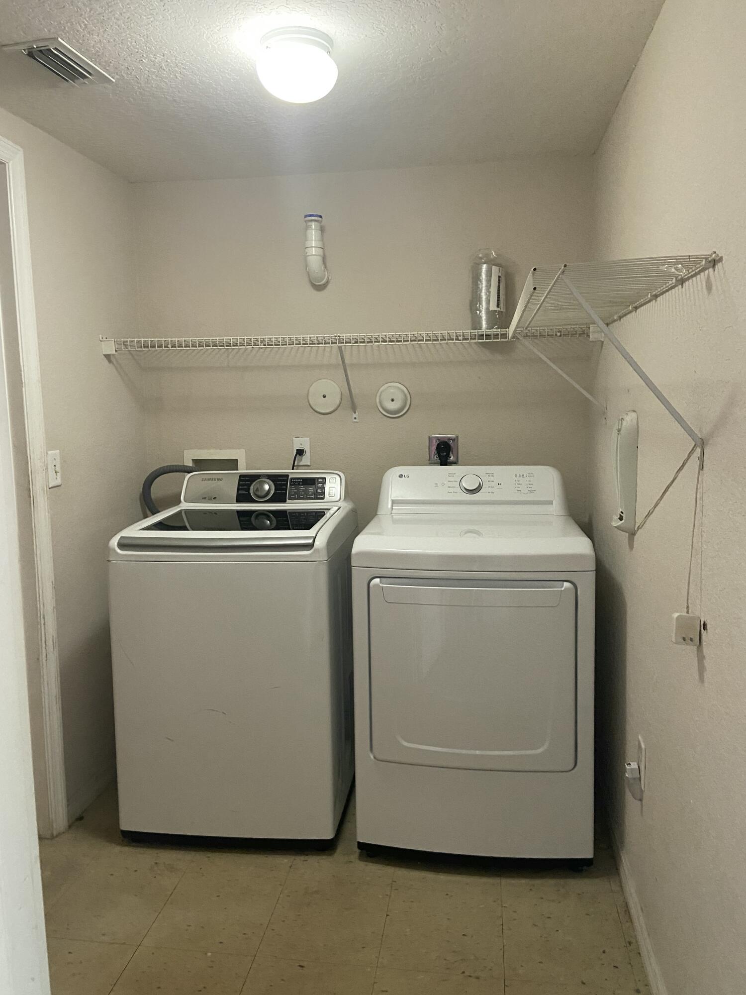 Cypress Pointe - Residential