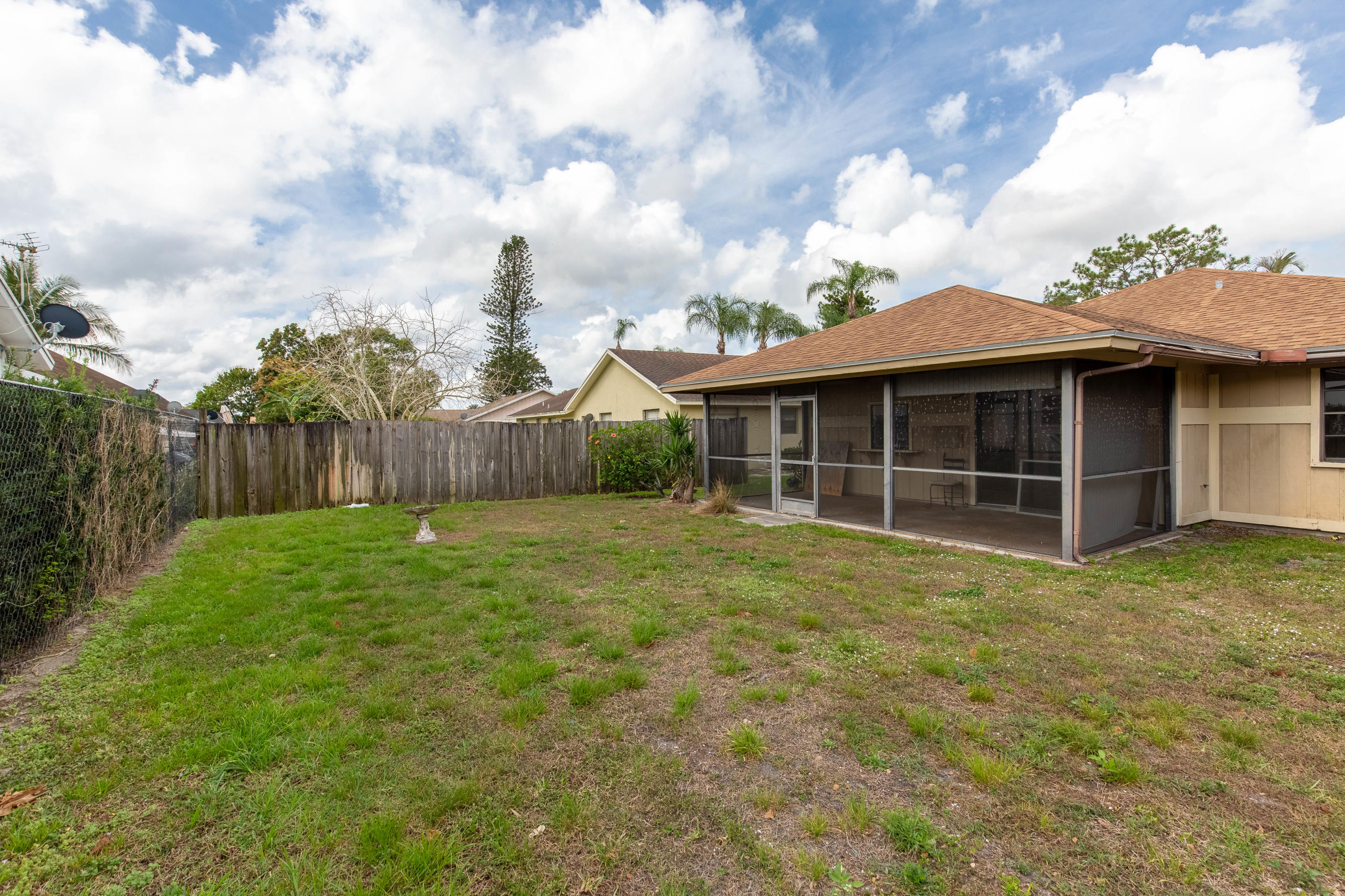 SOUTH SHORE 4 OF WELLINGTON - Residential Lease