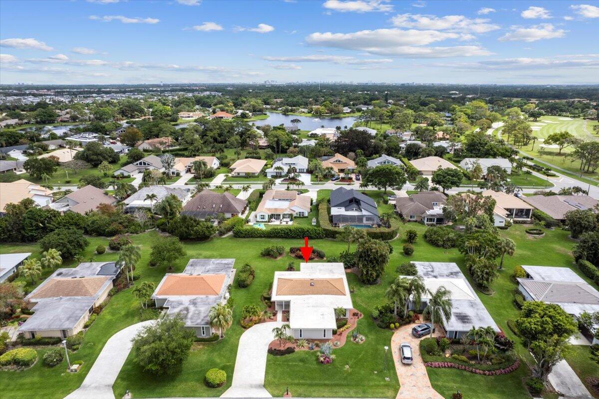 EASTPOINTE COUNTRY CLUB 8 - Residential