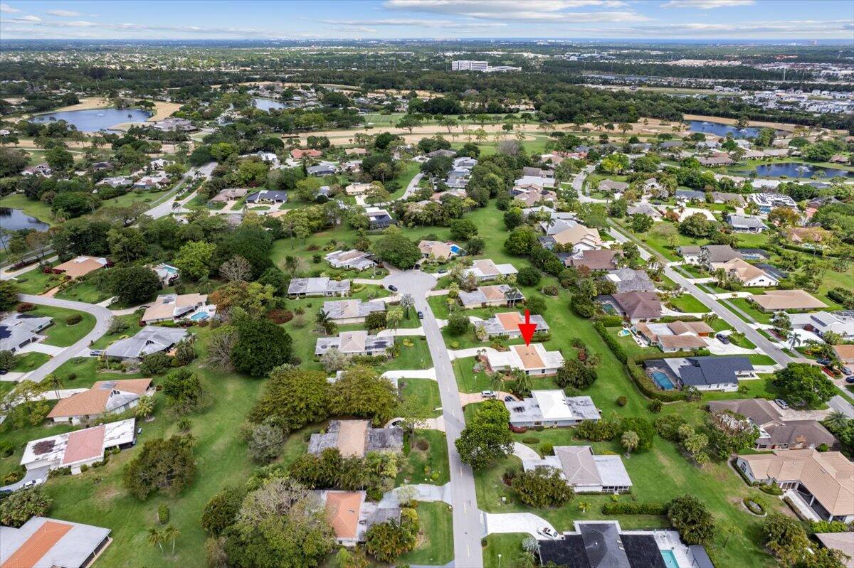 EASTPOINTE COUNTRY CLUB 8 - Residential