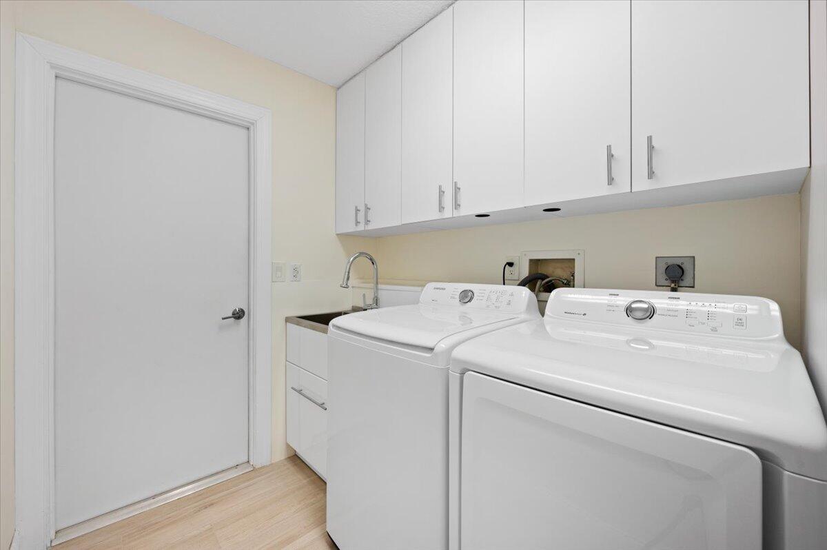 EASTPOINTE COUNTRY CLUB 8 - Residential