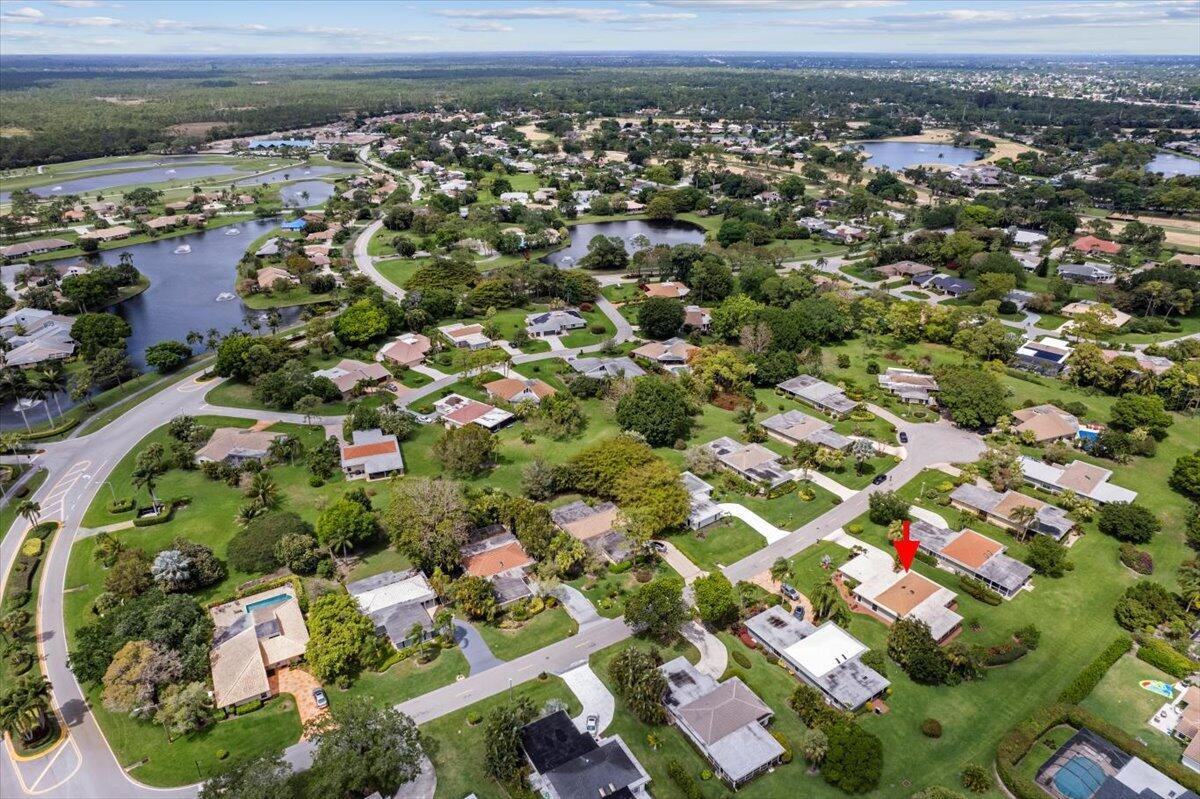 EASTPOINTE COUNTRY CLUB 8 - Residential