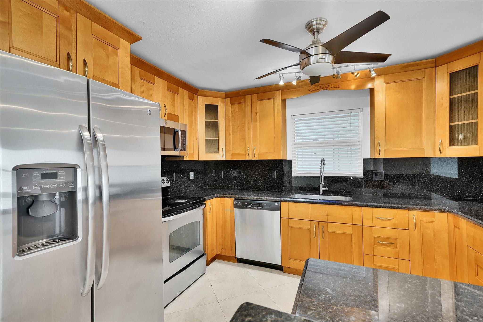 Dorsey Condos - Residential