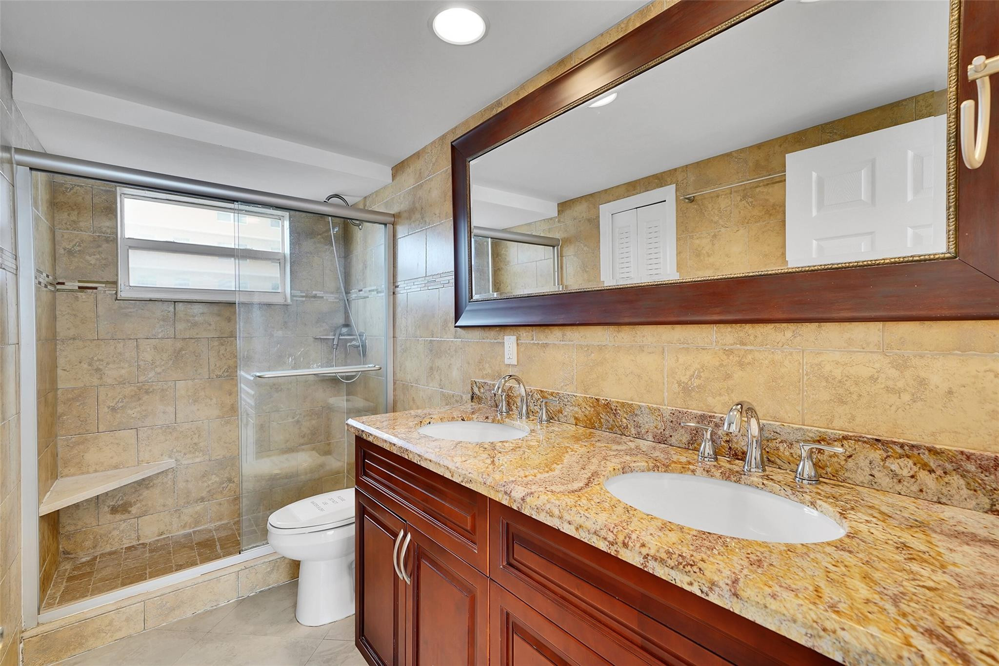 Dorsey Condos - Residential