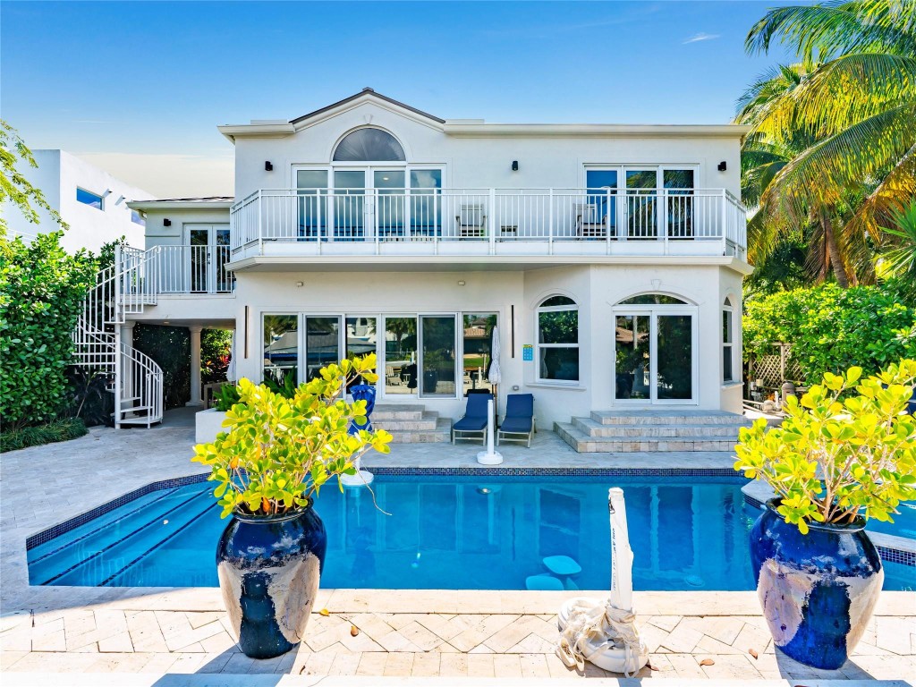 Lauderdale Shores Corr - Residential