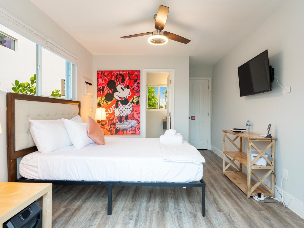 Lauderdale Shores Corr - Residential