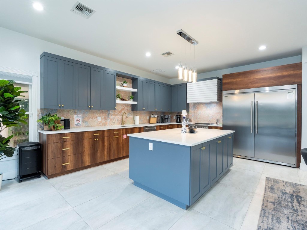 Lauderdale Shores Corr - Residential