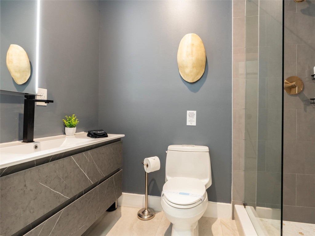 Lauderdale Shores Corr - Residential