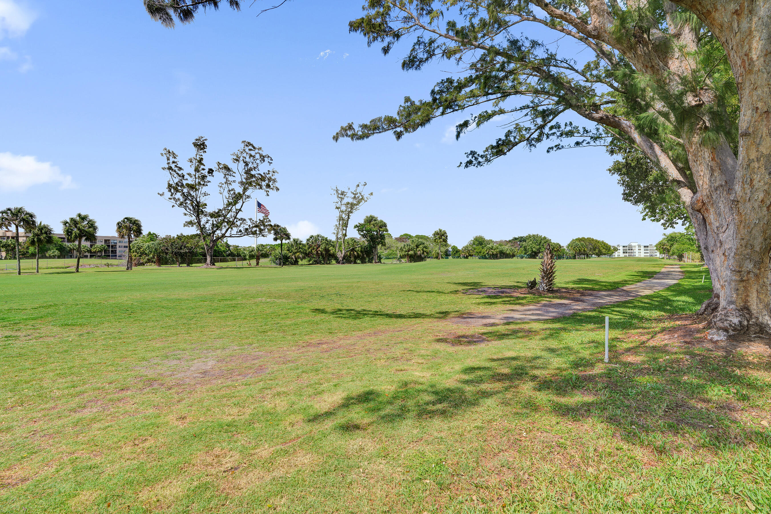 ORIOLE GOLF & TENNIS CLUB CONDO - Residential