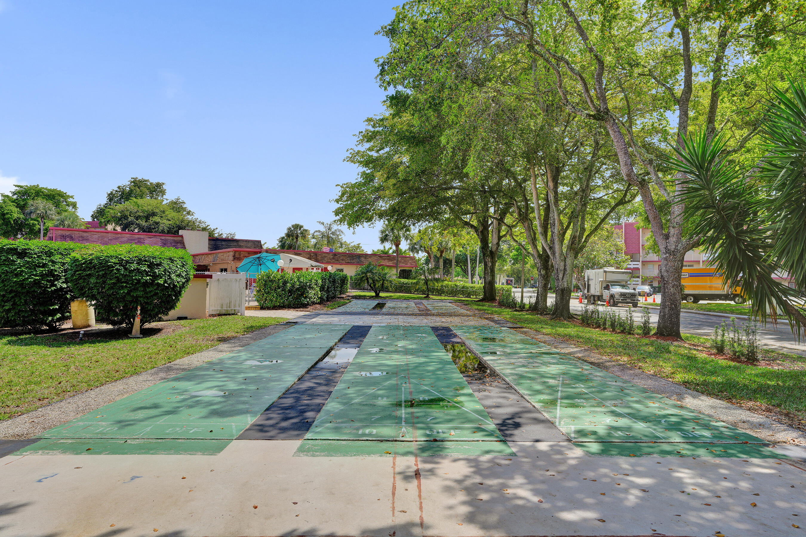 ORIOLE GOLF & TENNIS CLUB CONDO - Residential