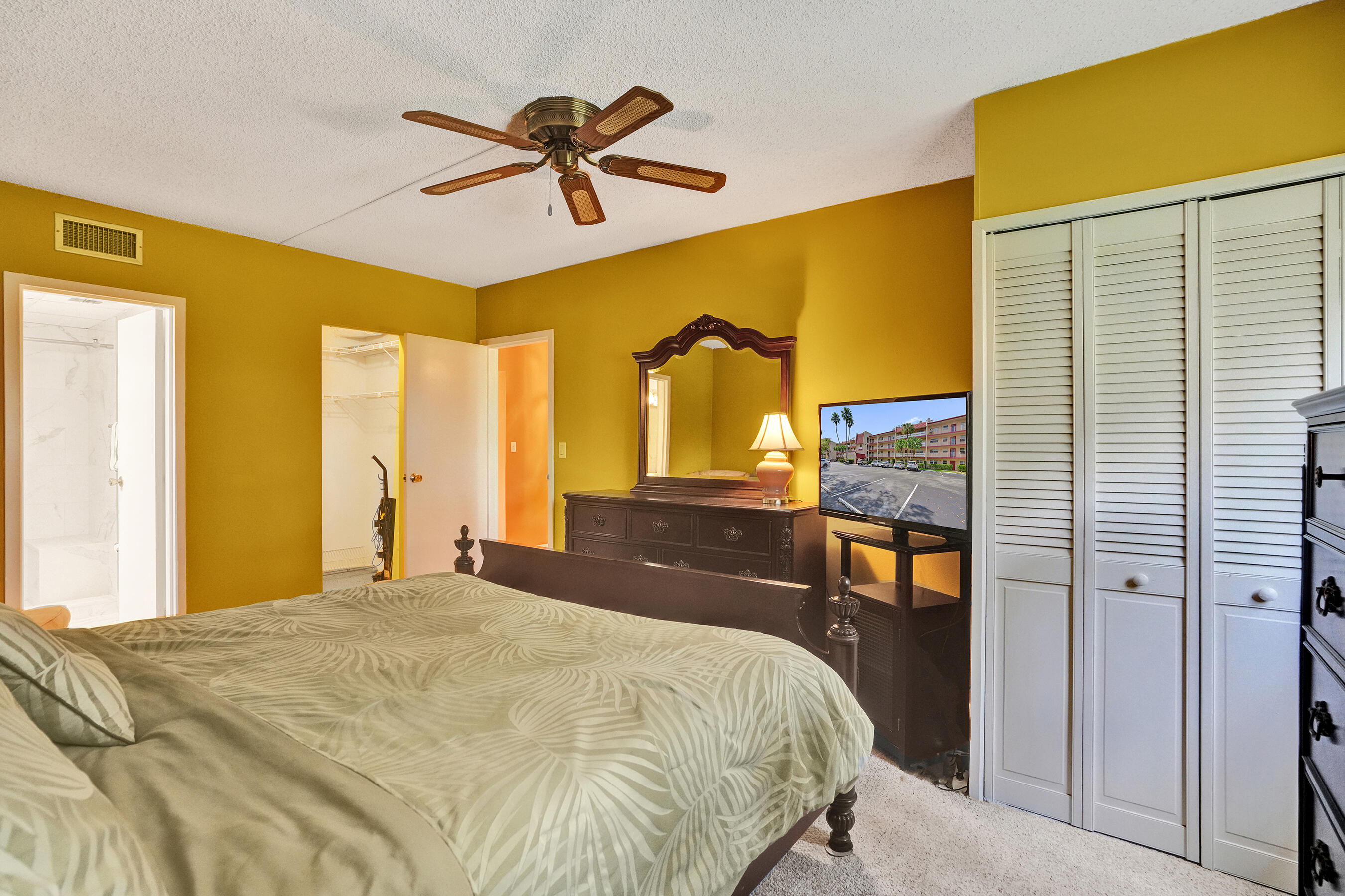 ORIOLE GOLF & TENNIS CLUB CONDO - Residential