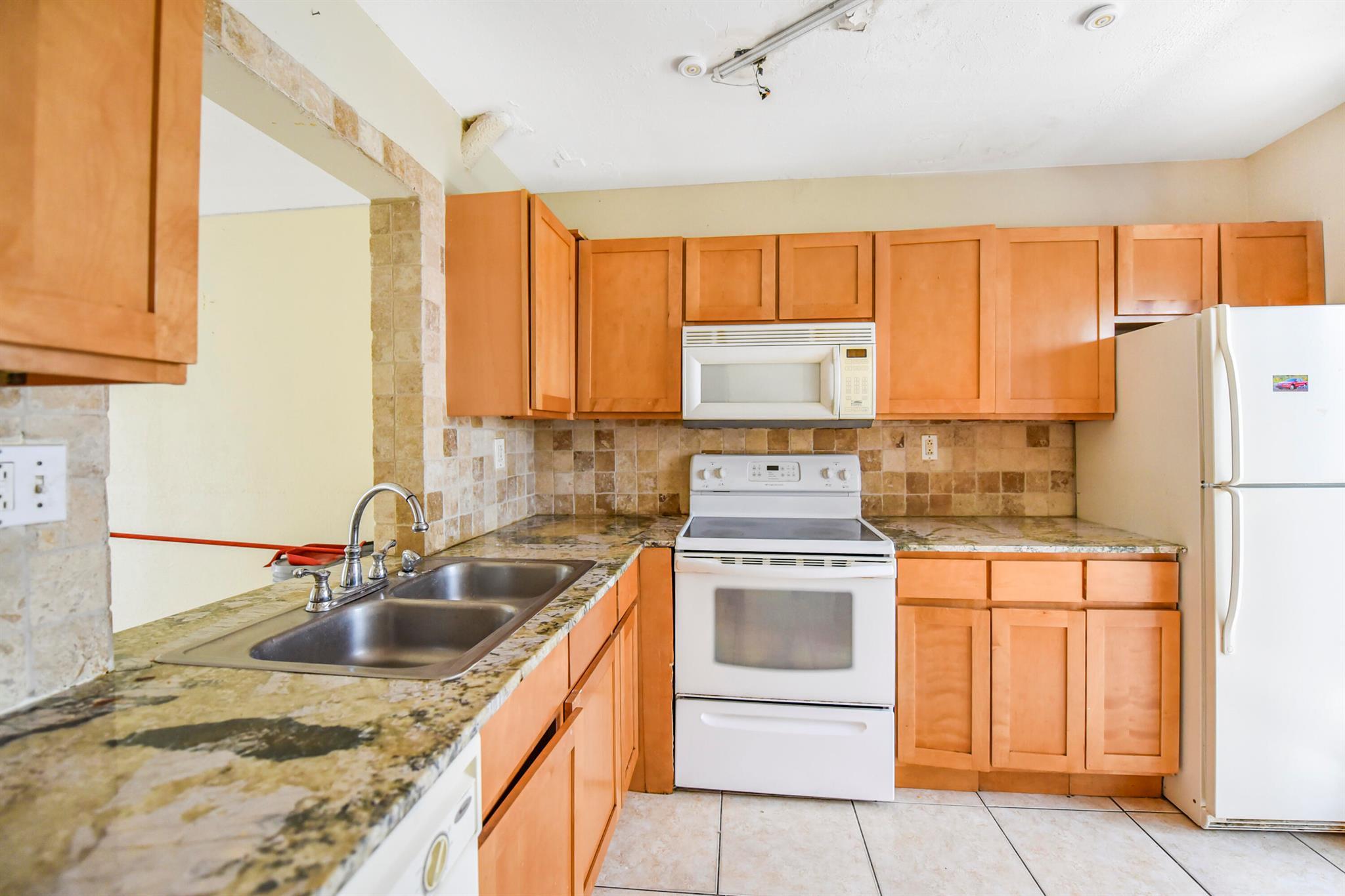 10297 NW 33rd Street 5-1