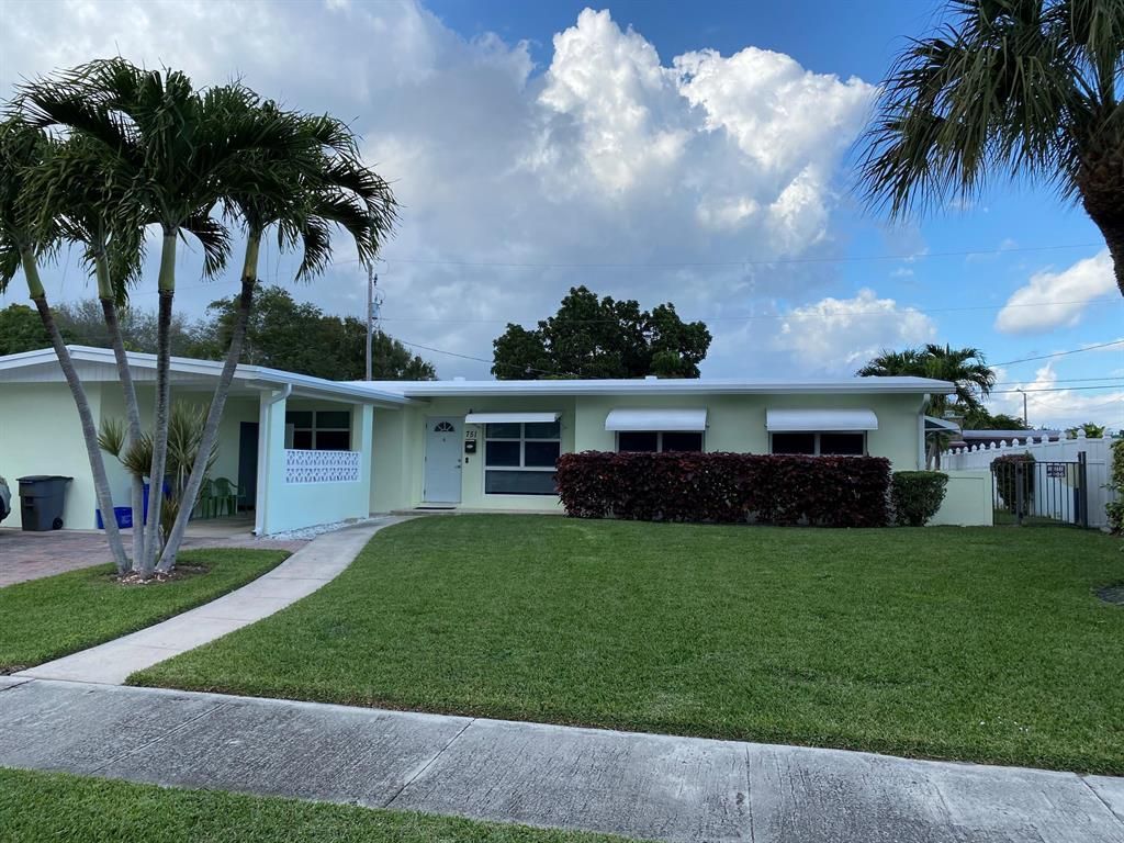 Photo of 751 Flamingo Way Way, North Palm Beach, FL 33408 (MLS # R10764755)