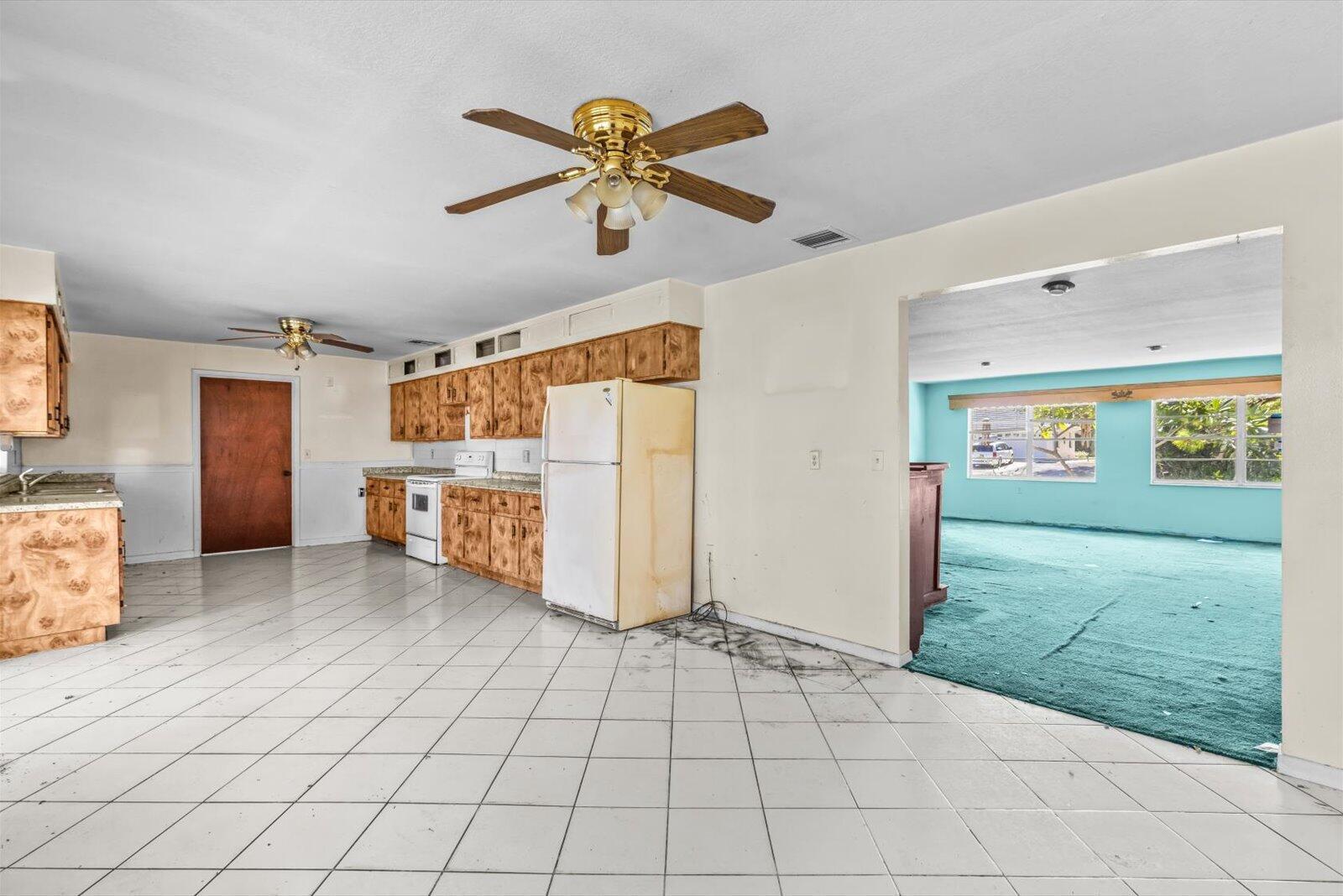 INDIAN RIVER ESTATES UNIT - Residential