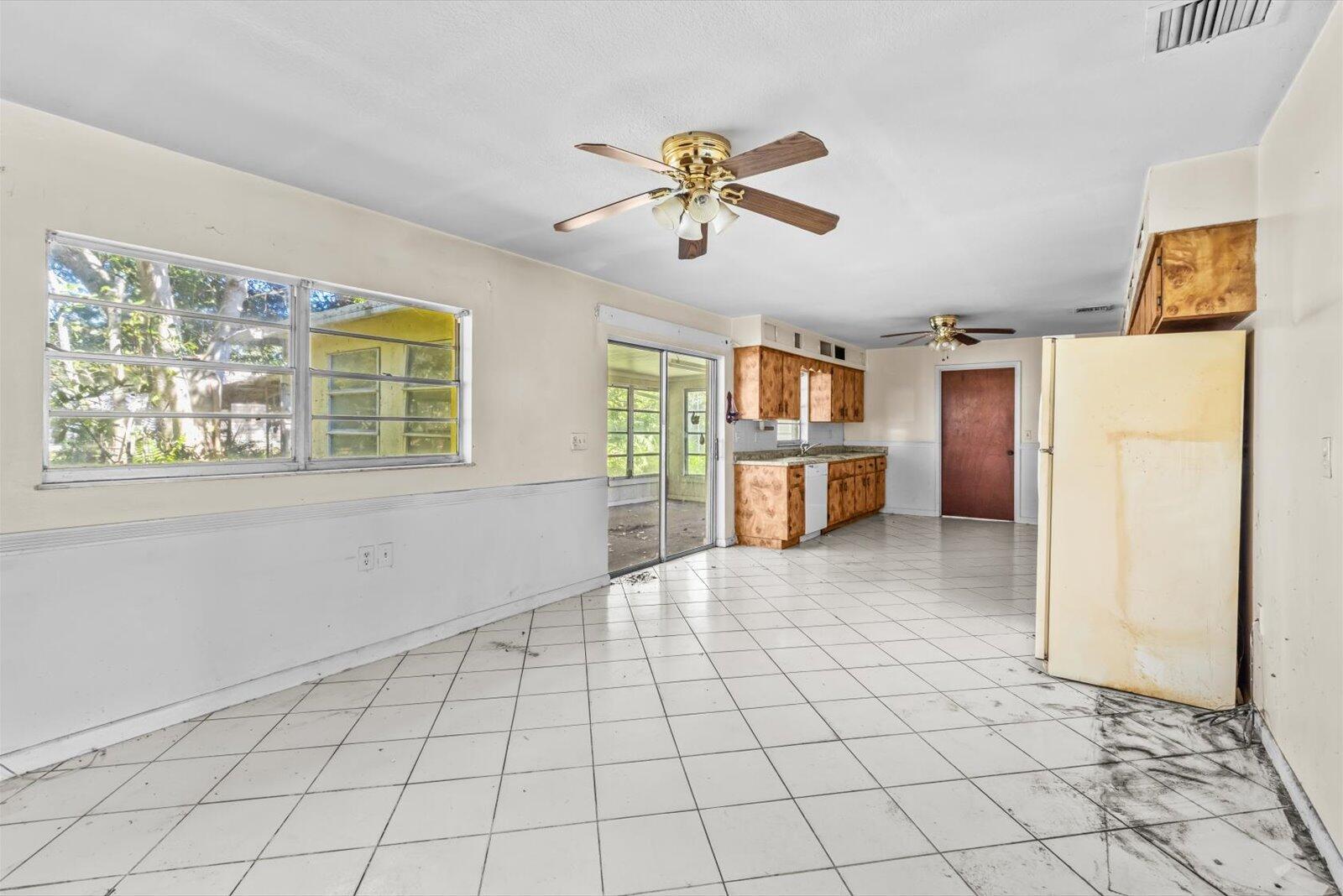 INDIAN RIVER ESTATES UNIT - Residential