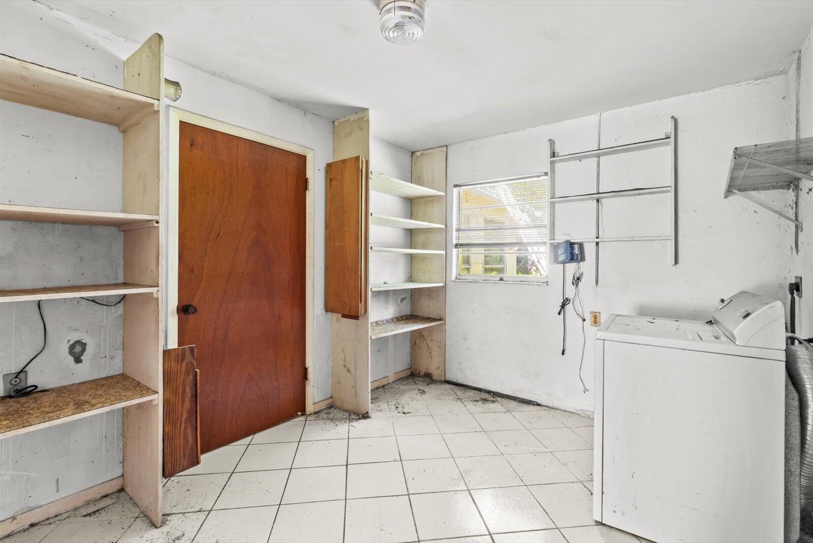 INDIAN RIVER ESTATES UNIT - Residential