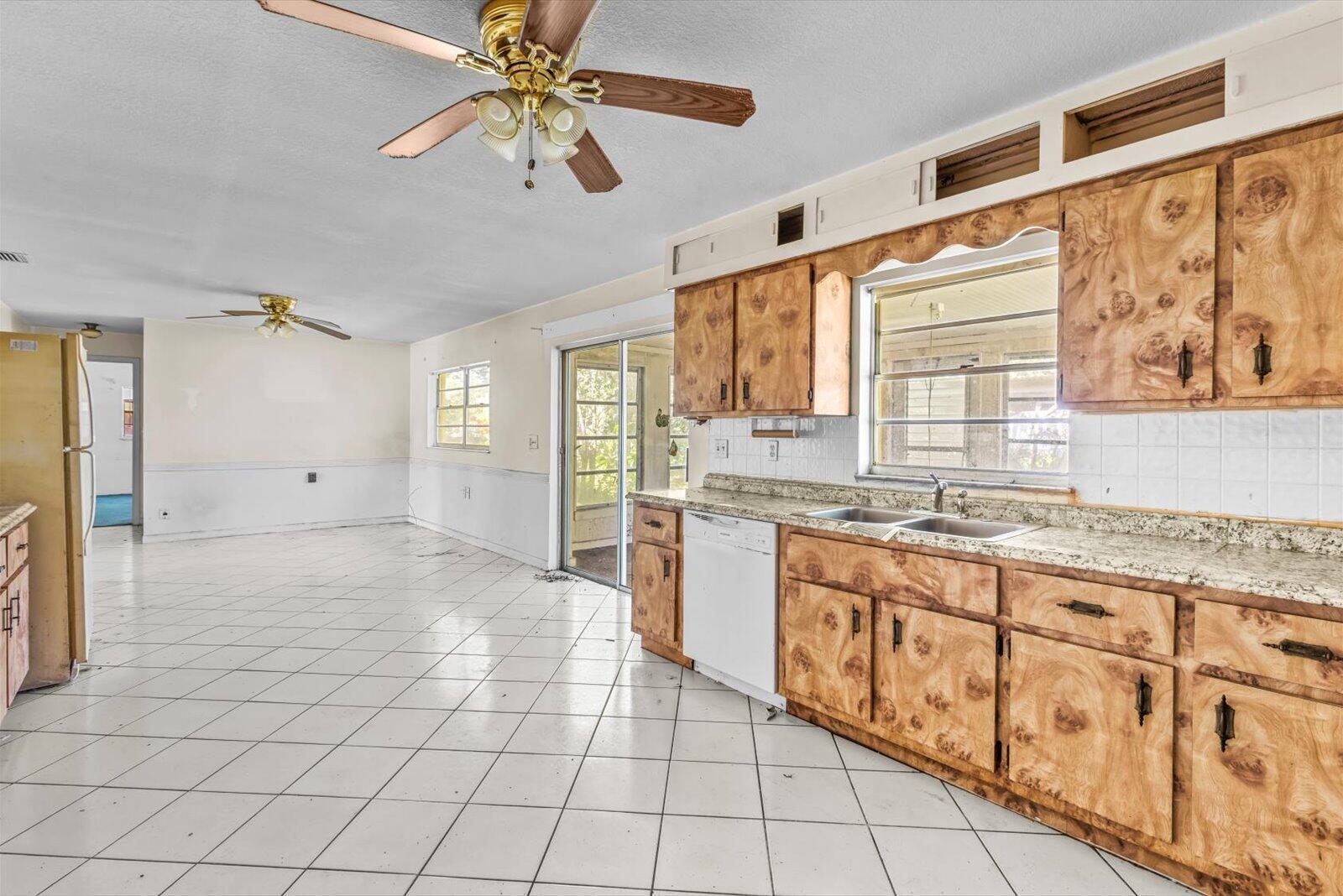 INDIAN RIVER ESTATES UNIT - Residential