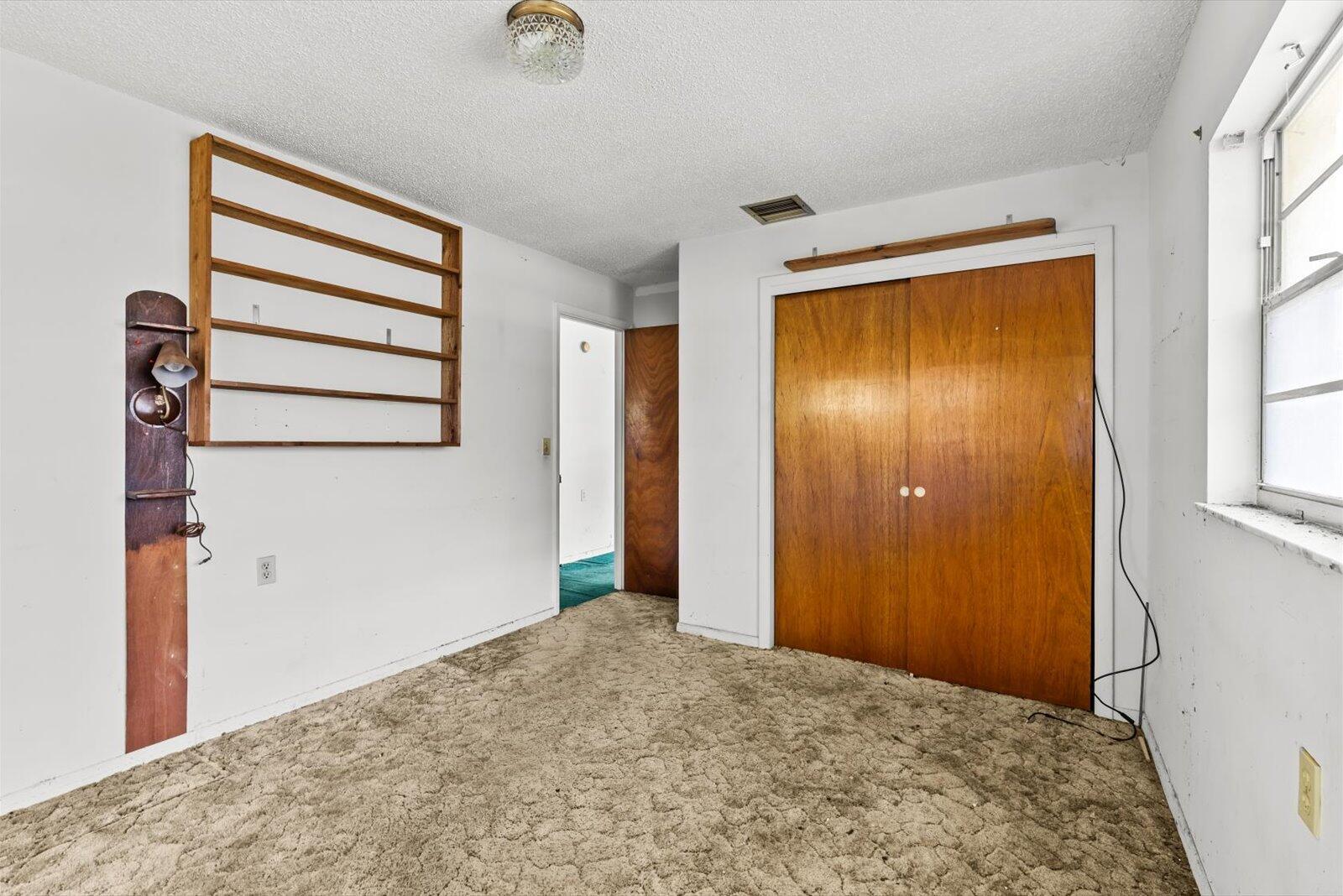 INDIAN RIVER ESTATES UNIT - Residential