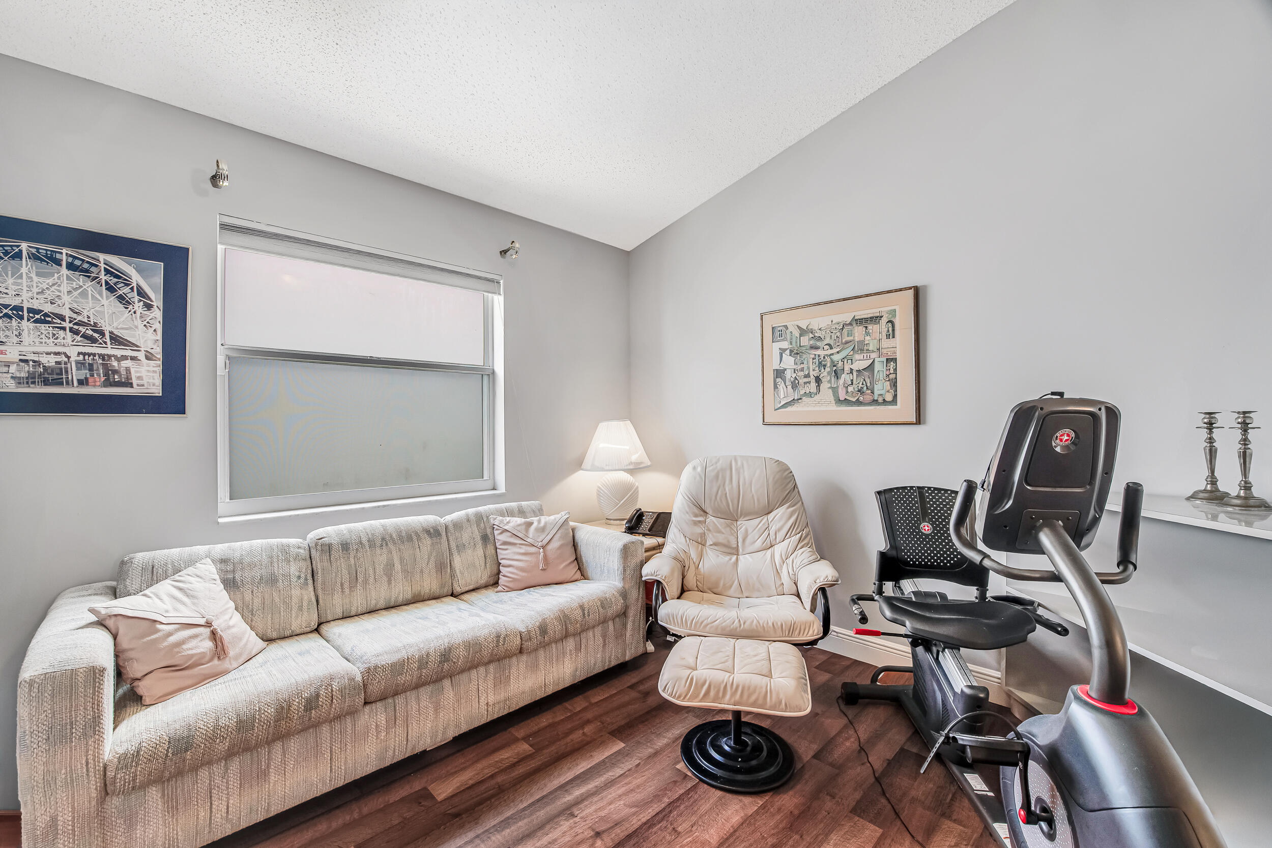PALM ISLES - Residential