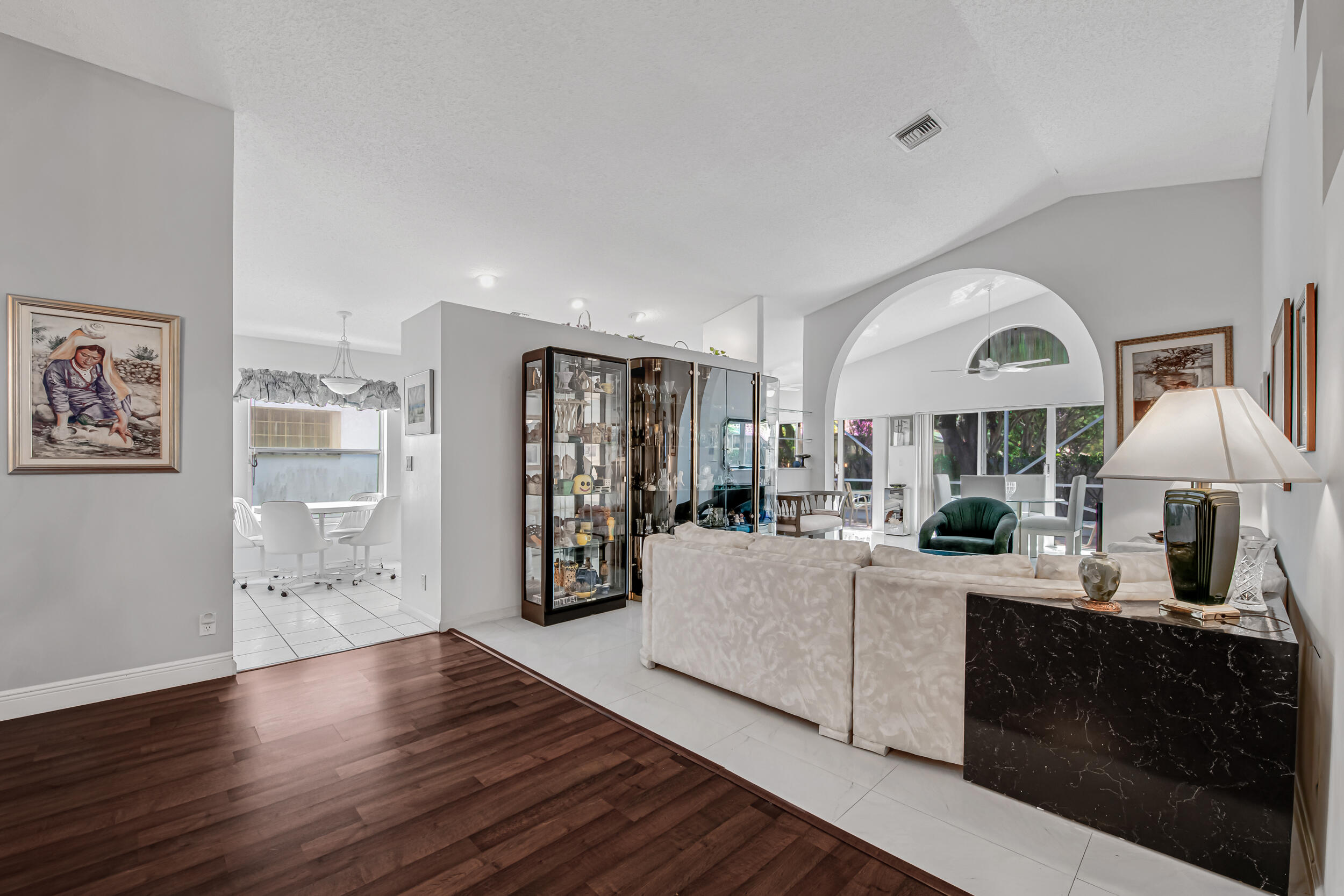 PALM ISLES - Residential