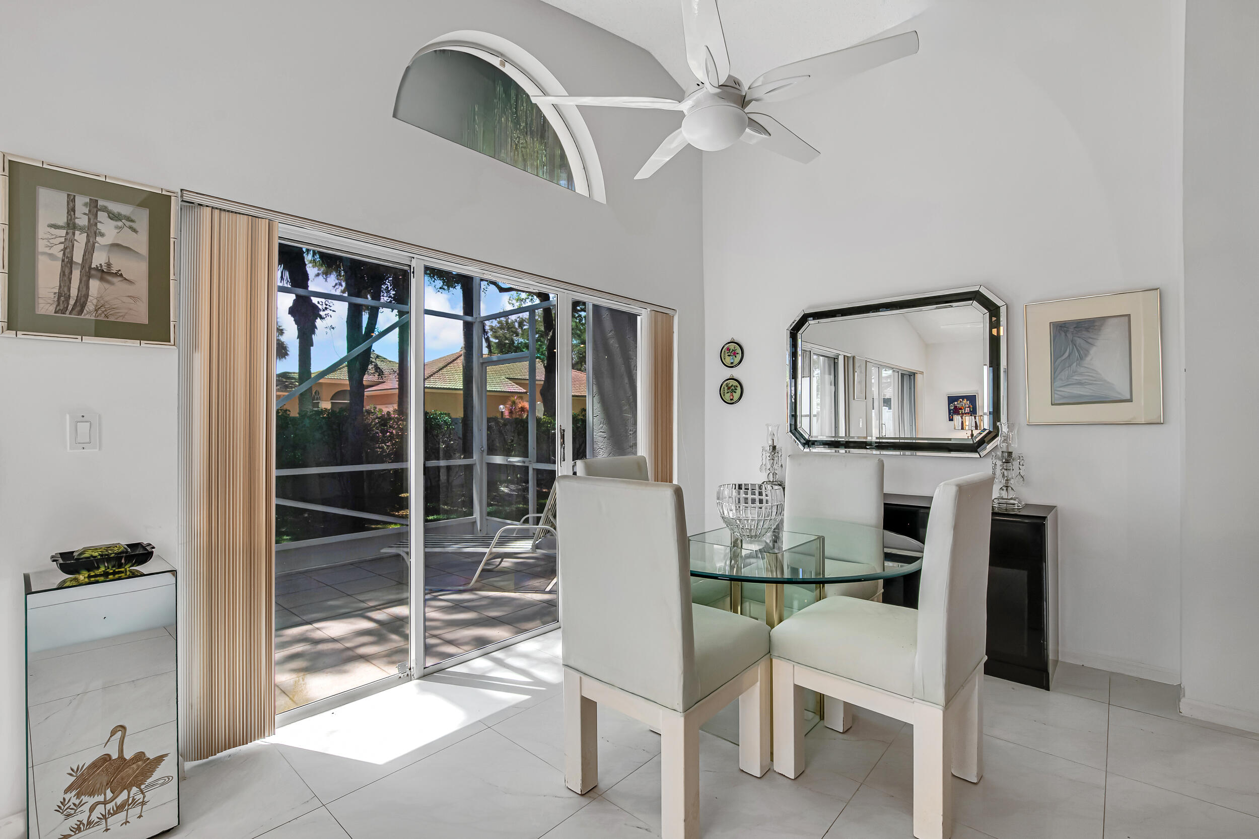 PALM ISLES - Residential