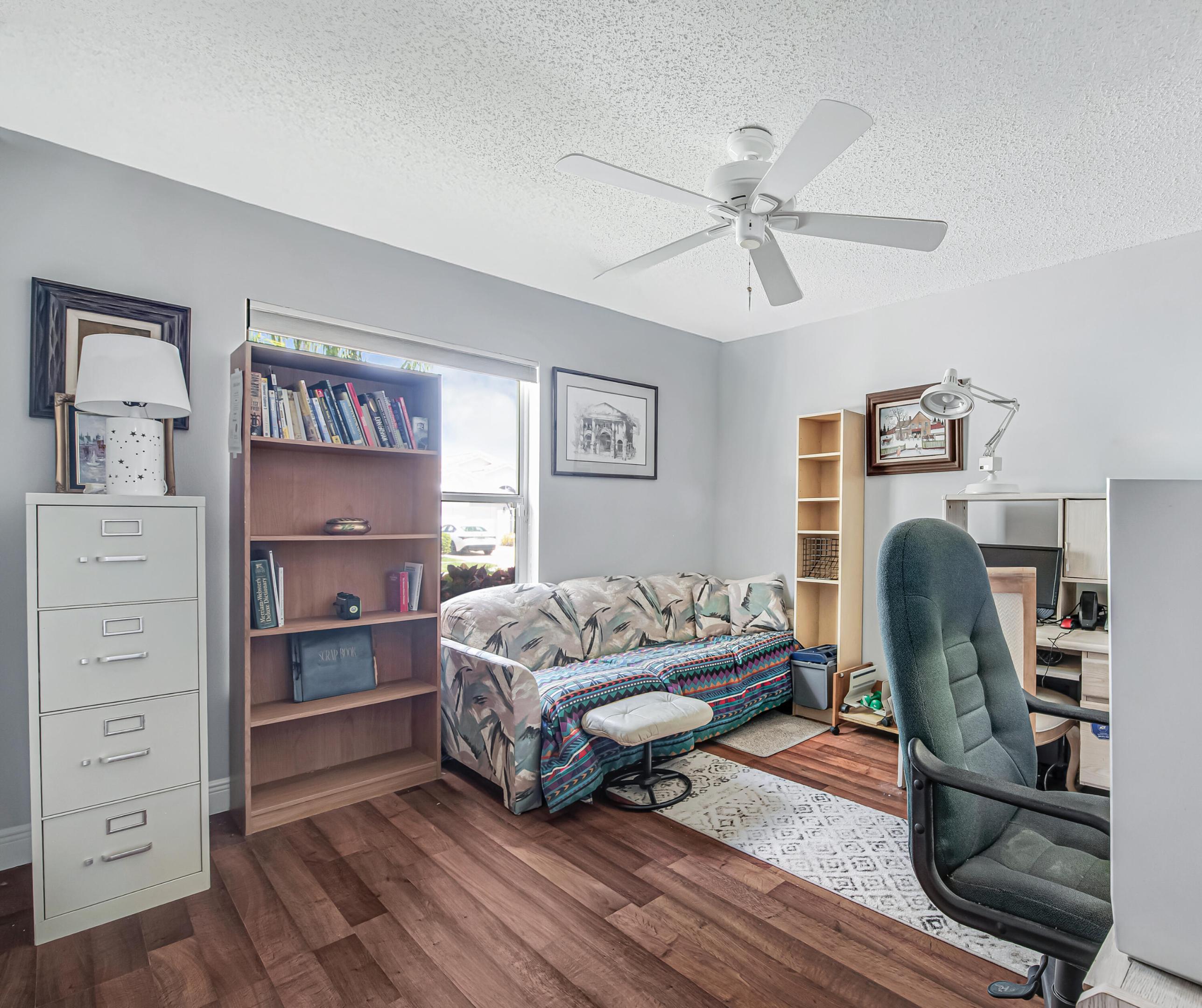 PALM ISLES - Residential
